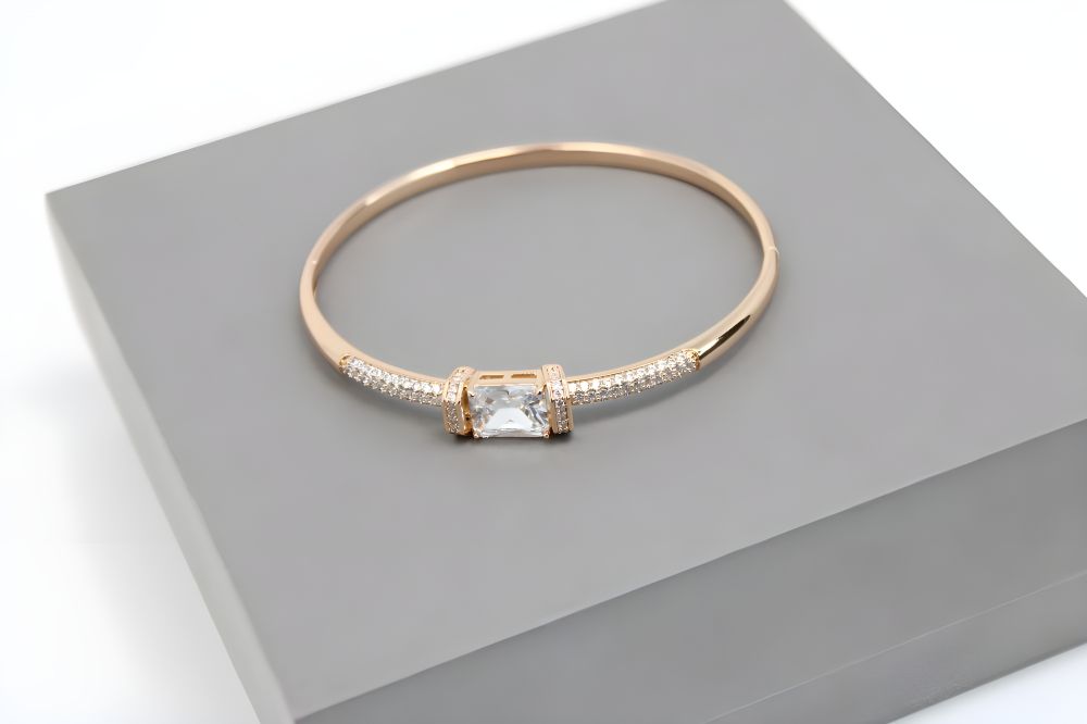 Veeves  Moonlit Bracelet