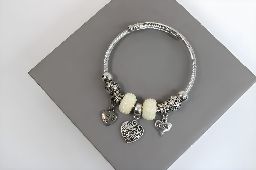 Heart Shaped Ethereal Bracelet