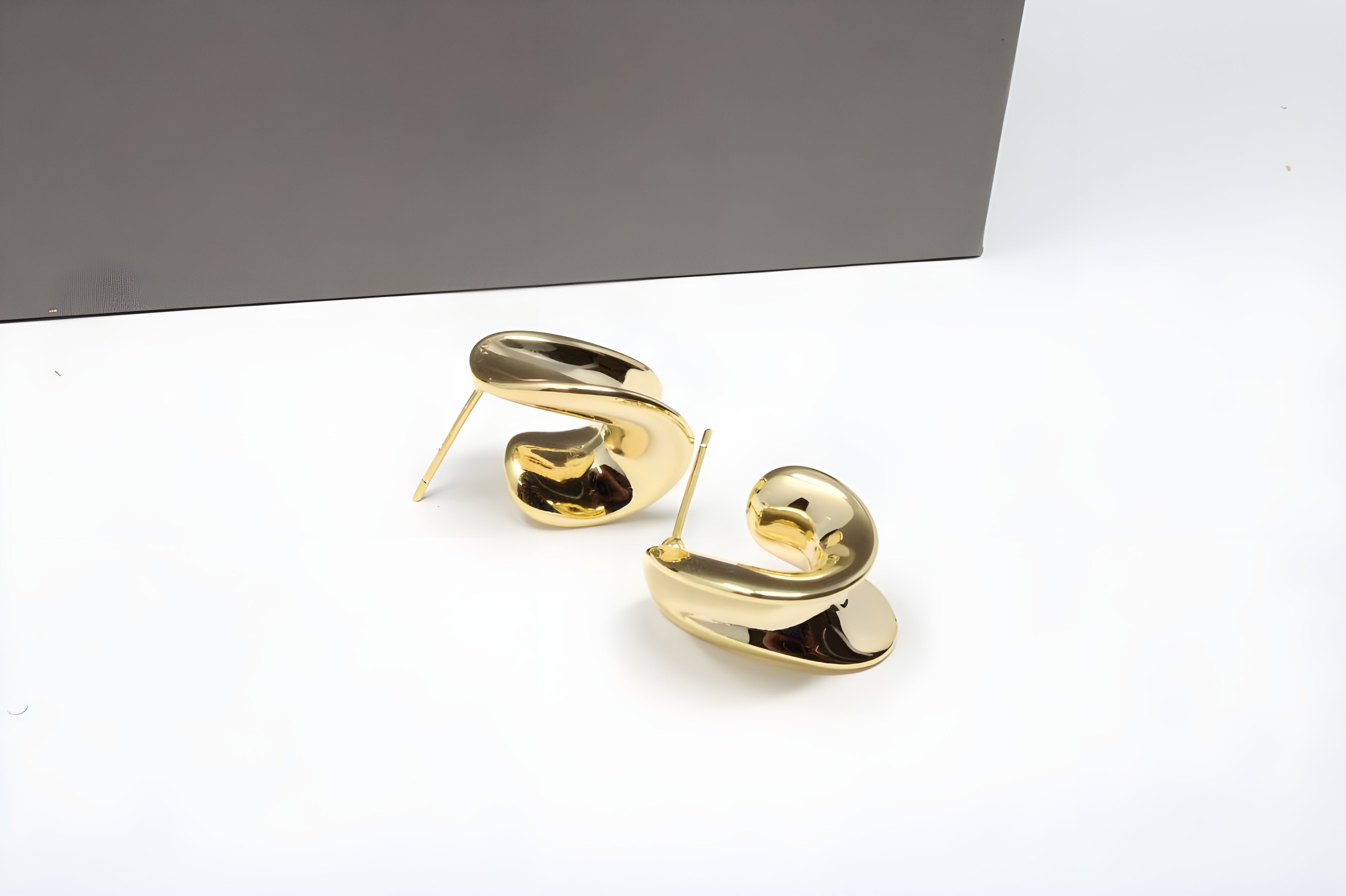 Serene Splendor Earrings
