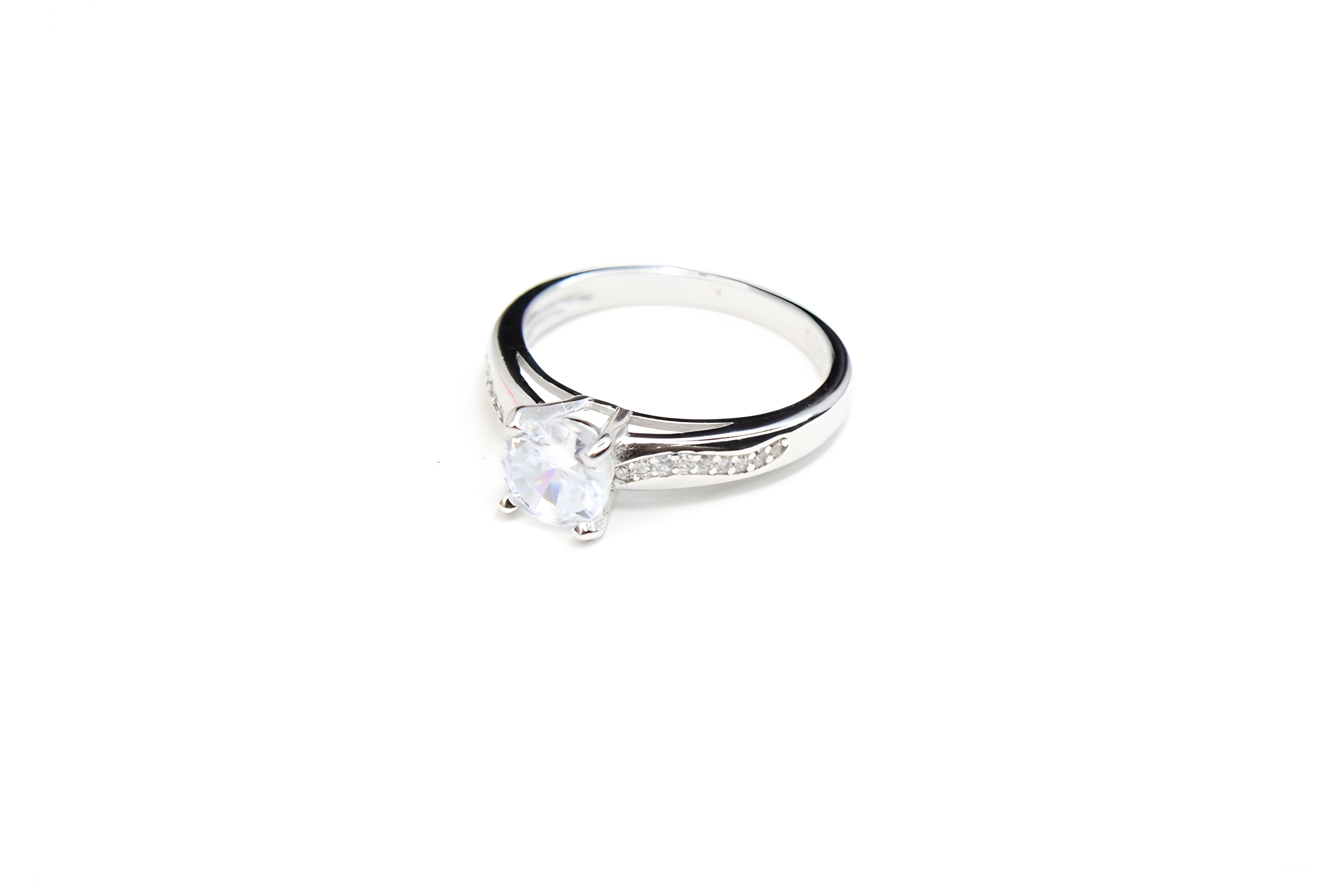Silver Splendor VeeLux Premium Crystal Ring