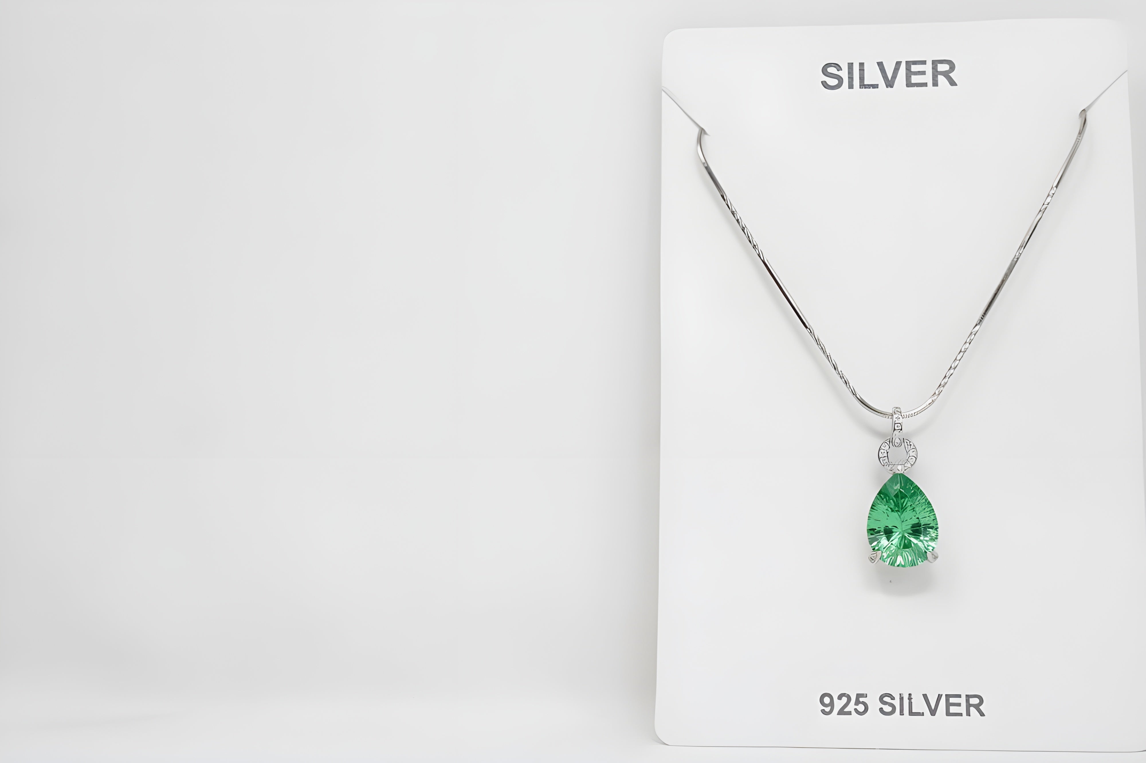 VeeLux Twirl Sparkle Pendant Necklace