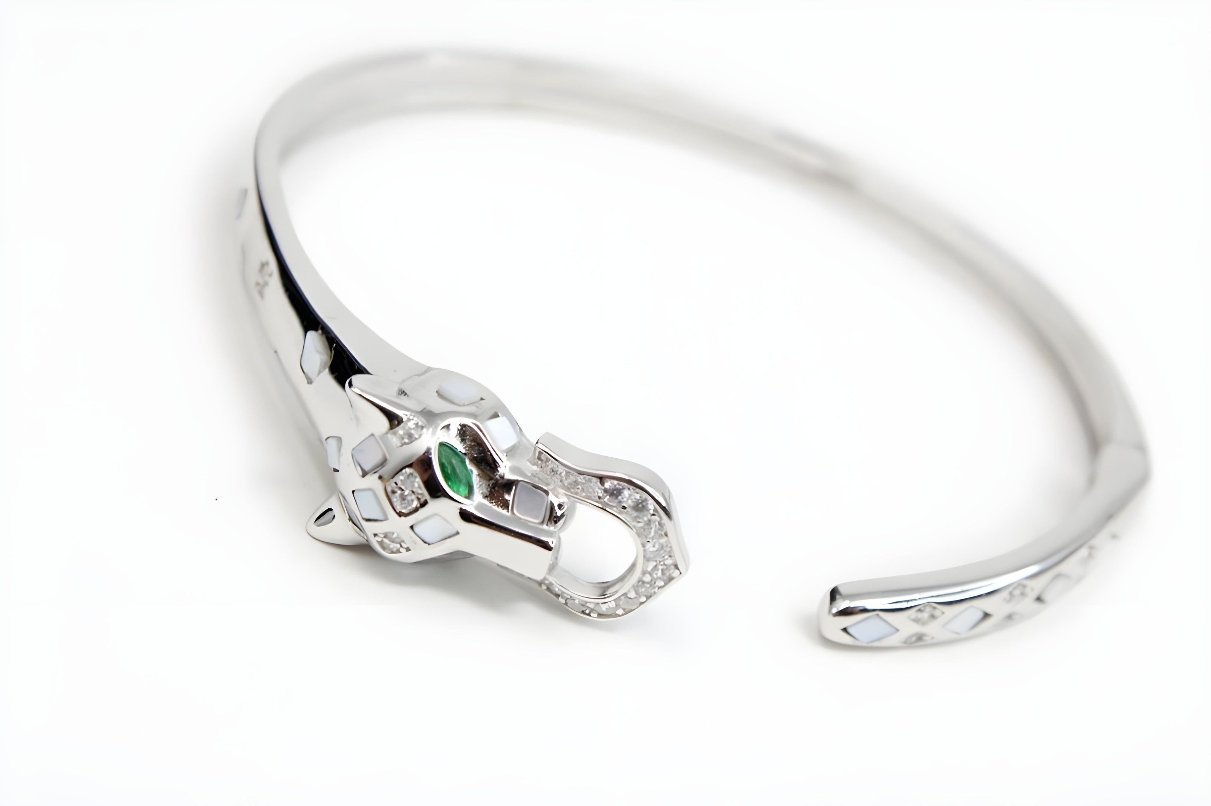Sterling Silver VeeLux Premium Crystal Green Classic Elegance Bracelet