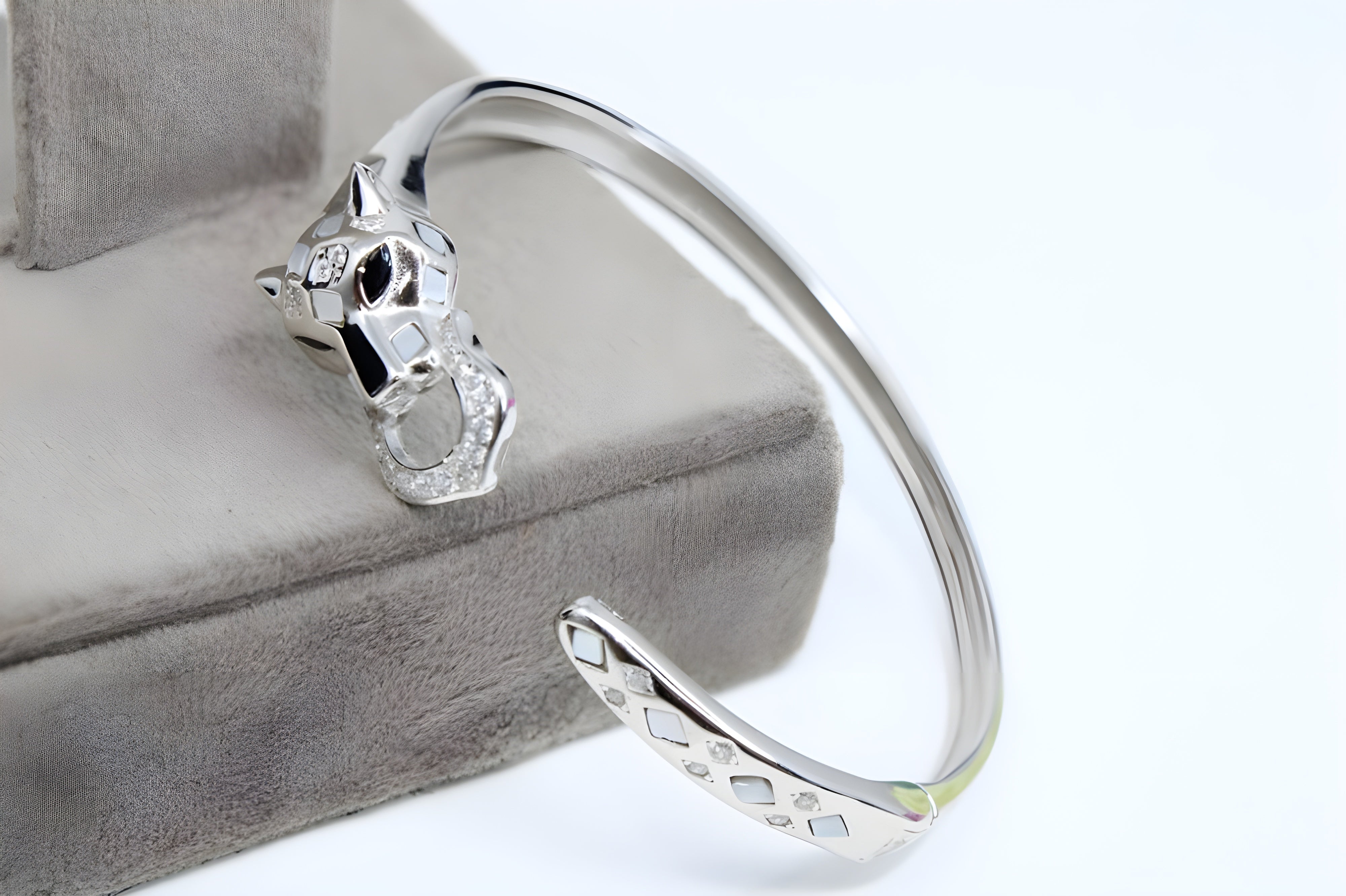 Sterling Serpent VeeLux Premium Crystal Bracelet