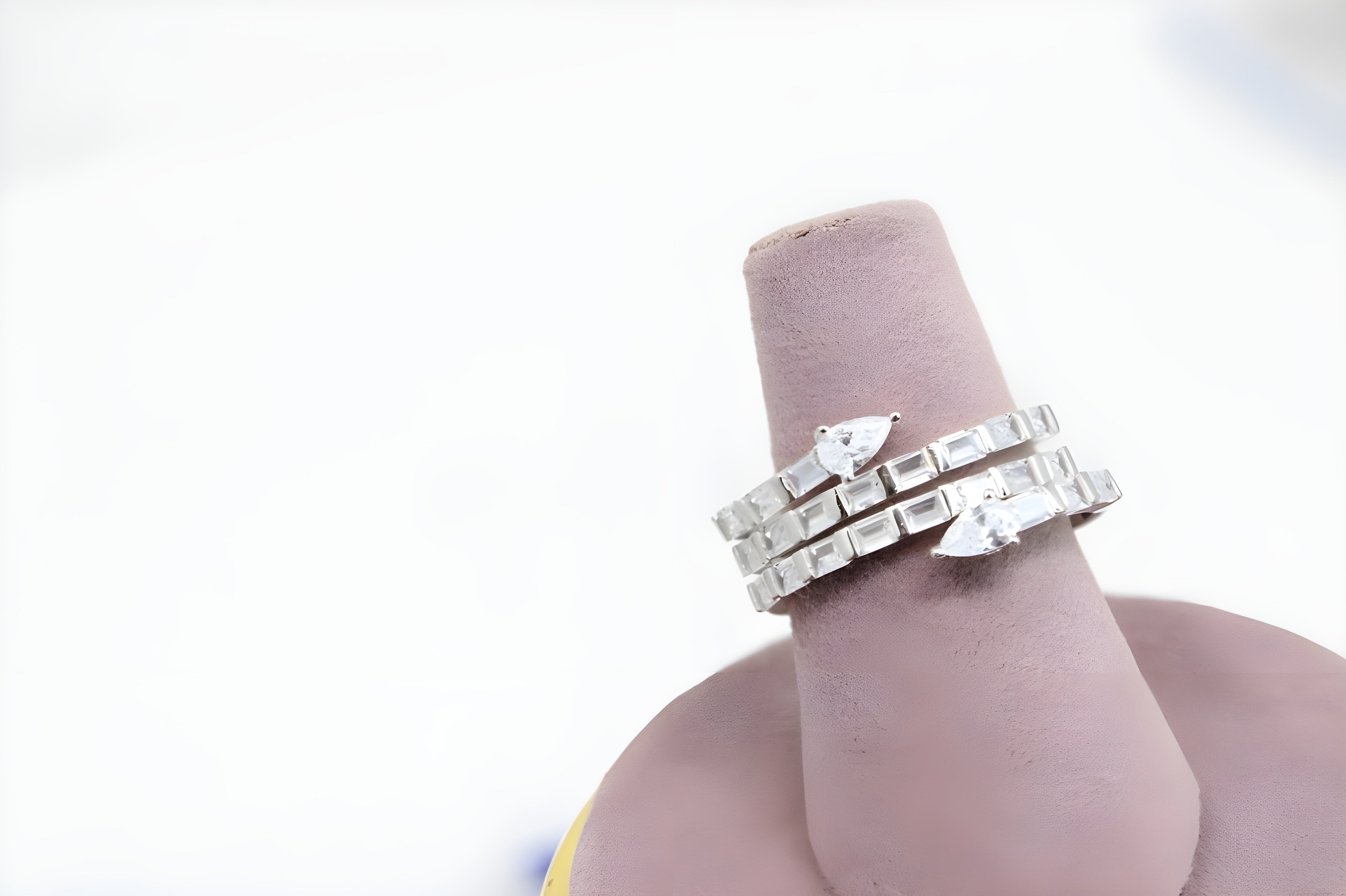 Pristine Brilliance VeeLux Ring