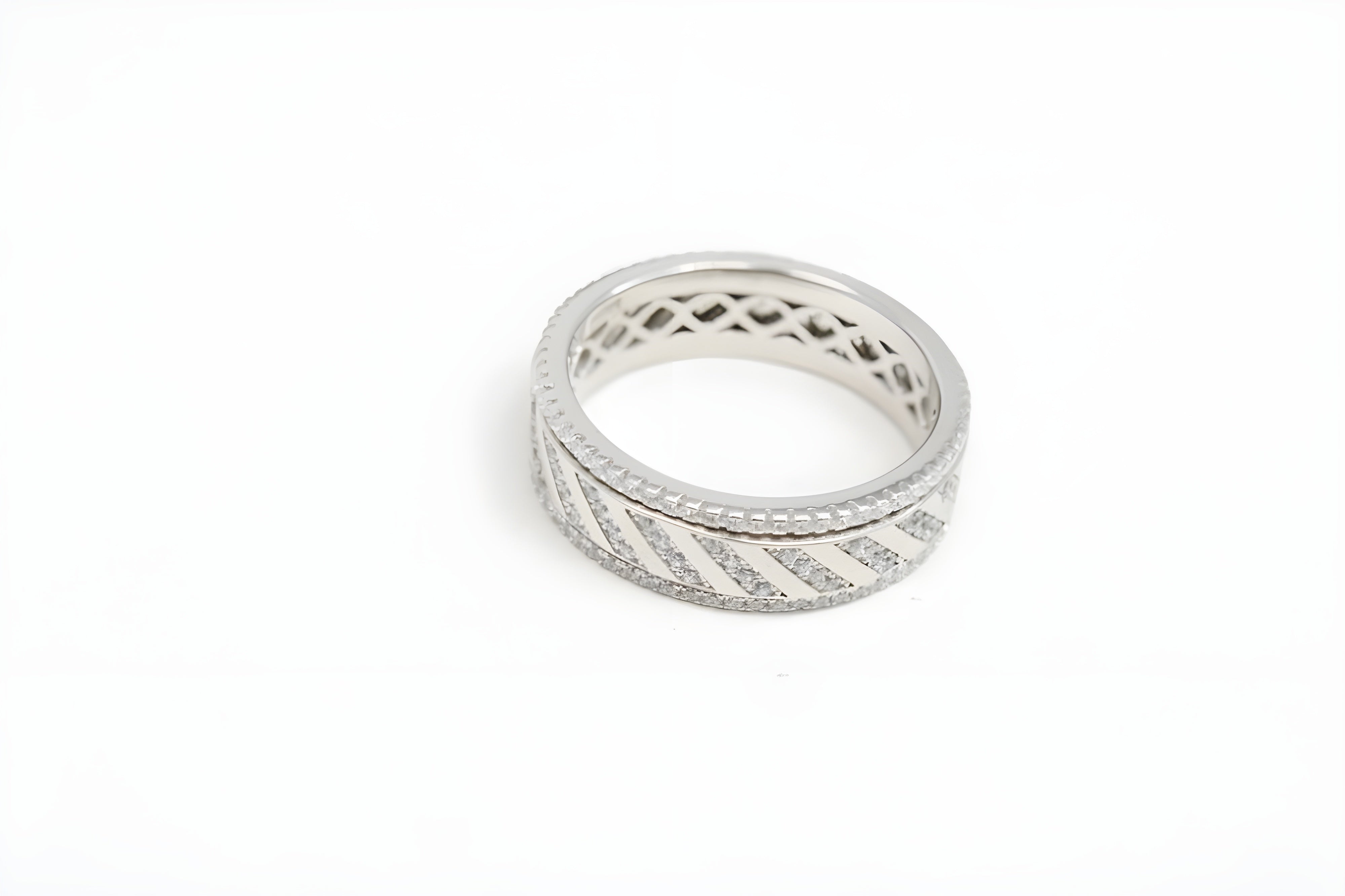 Sterling Silver VeeLux Premium Crystal Shimmer Ring