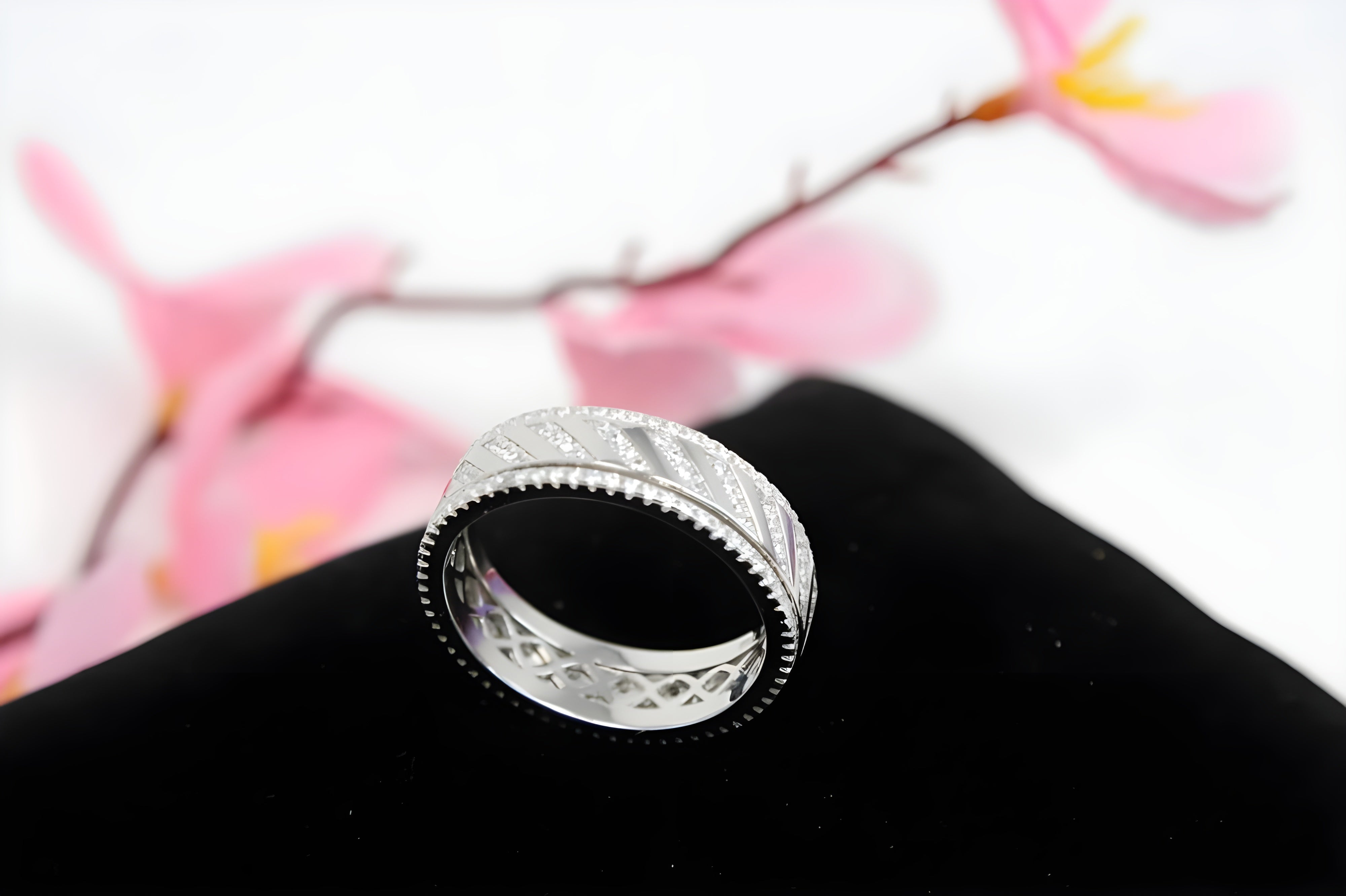 Sterling Silver VeeLux Premium Crystal Shimmer Ring