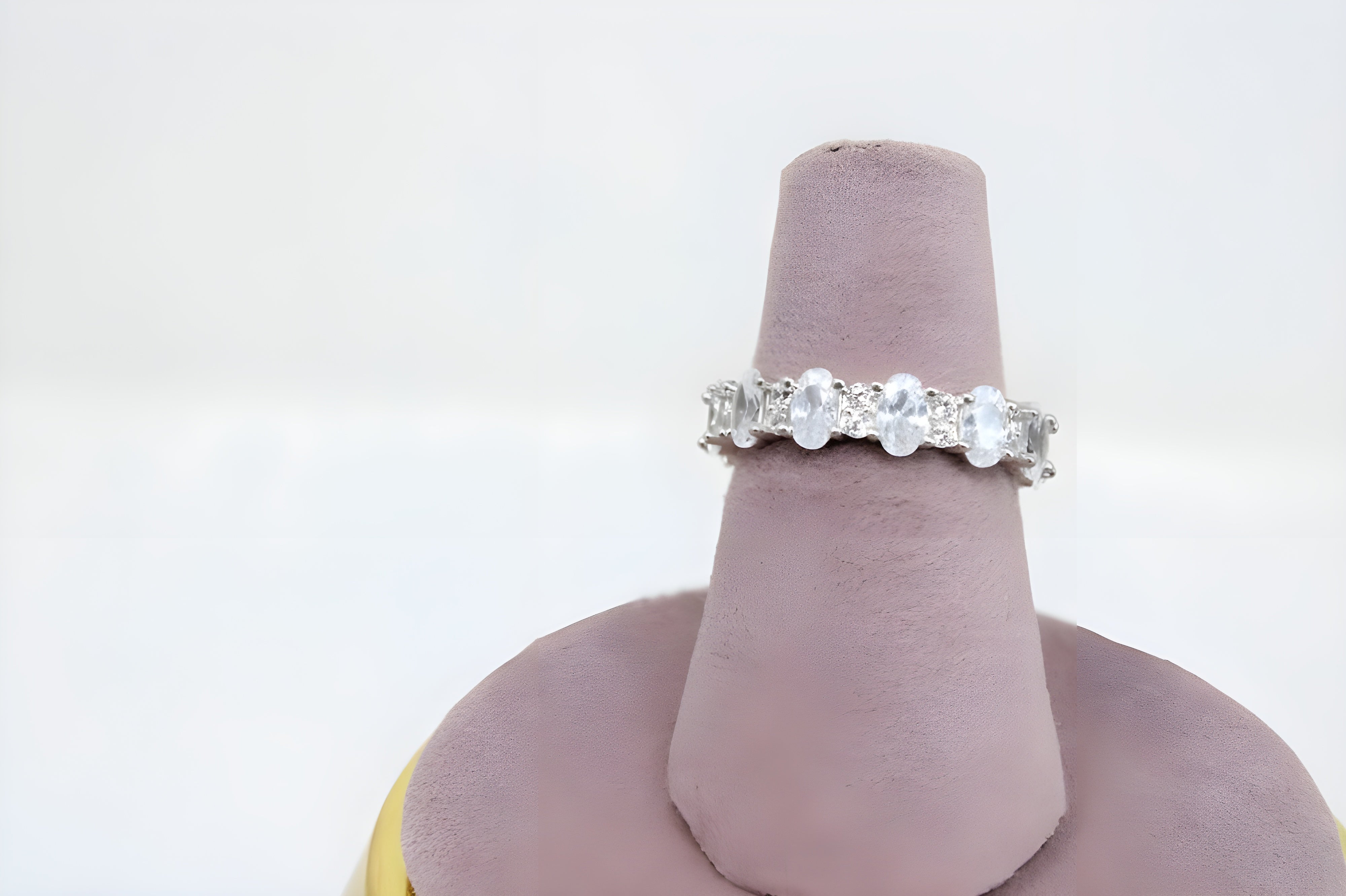 Diamond Brilliance Sterling Silver VeeLux Premium Crystal Border Ring