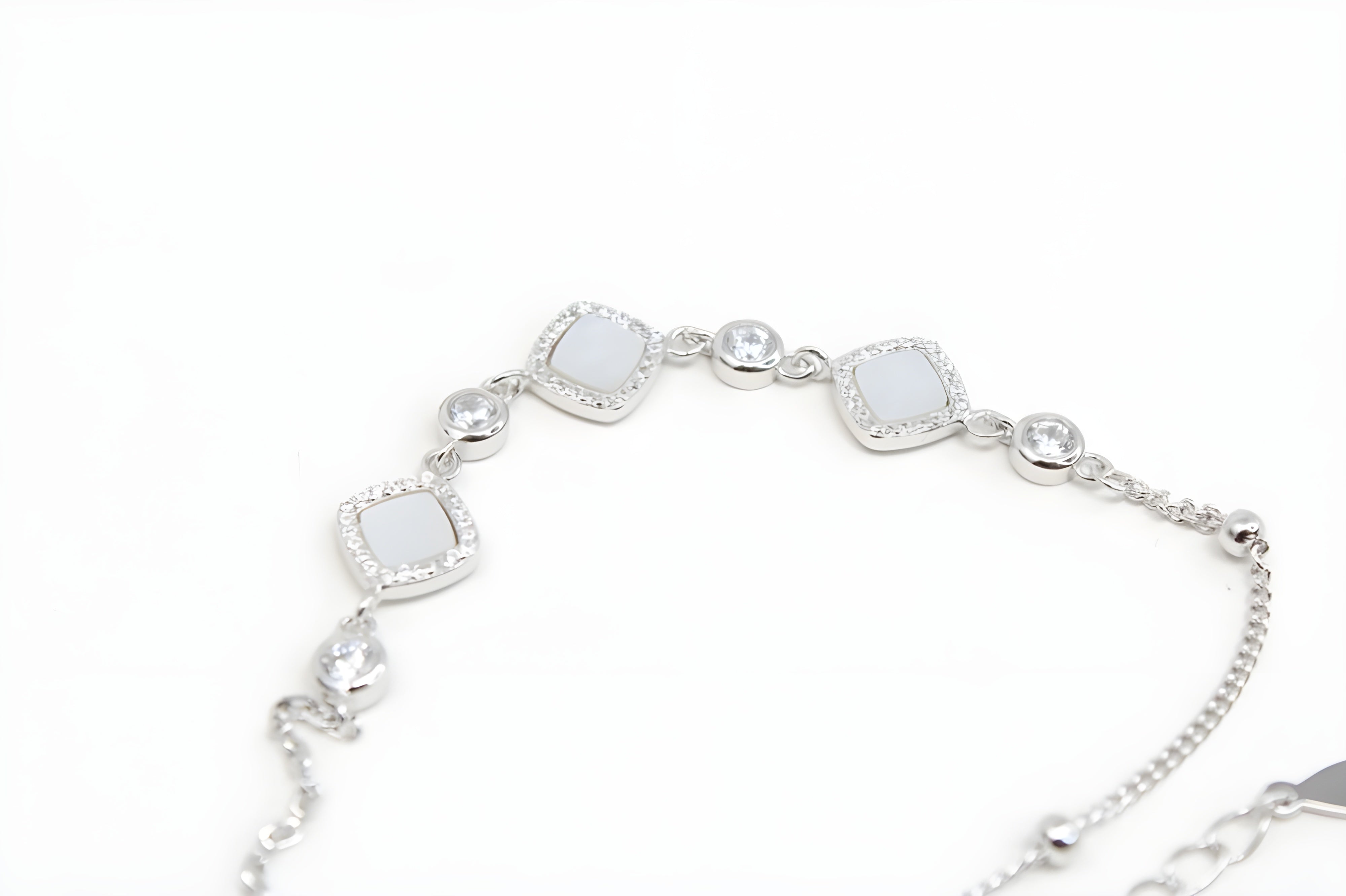 Sterling Silver VeeLux Premium Crystal Sleek Elegance White Bracelet