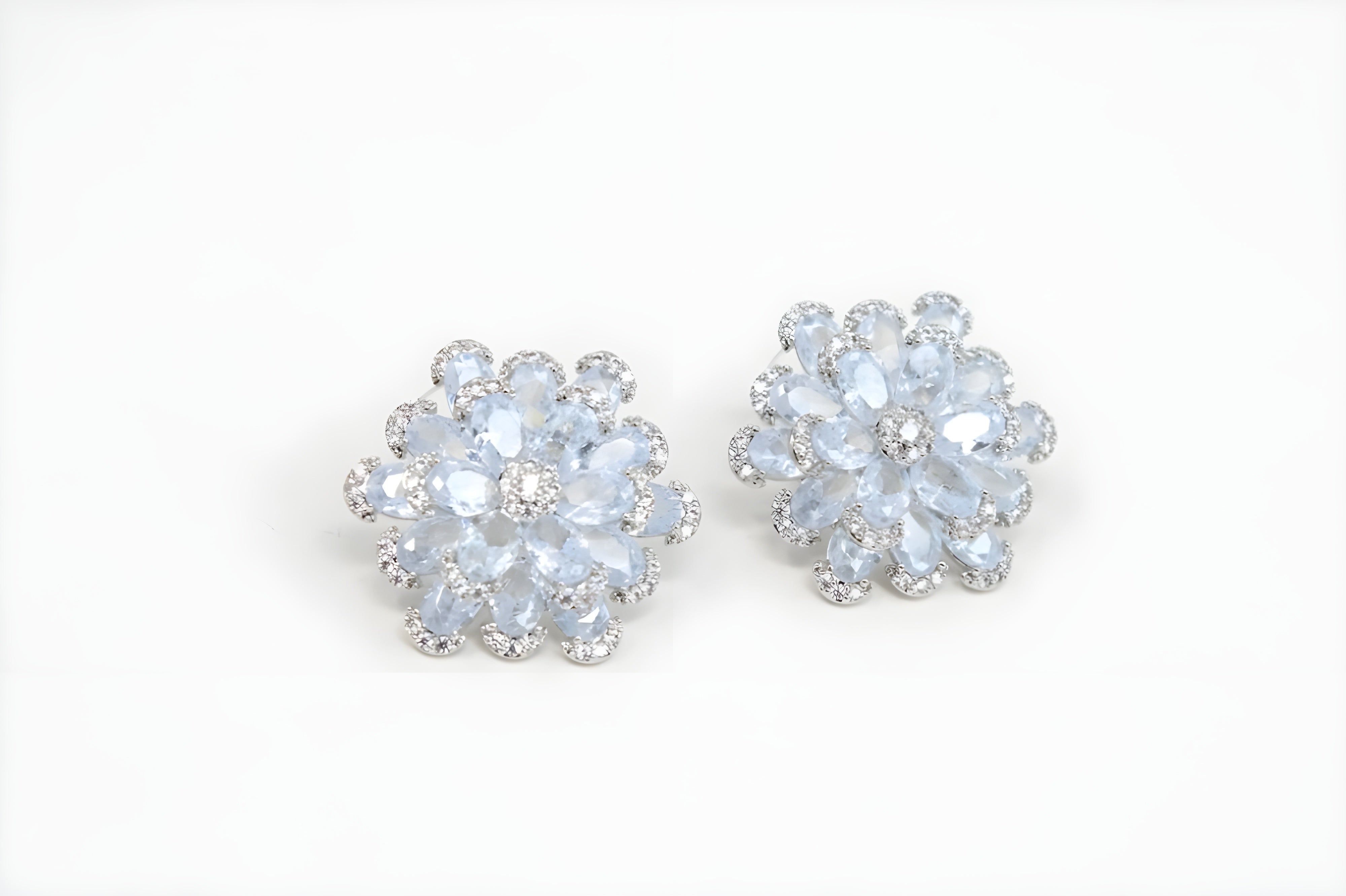 Graceful Blooms: Crystal Floral Design Earrings