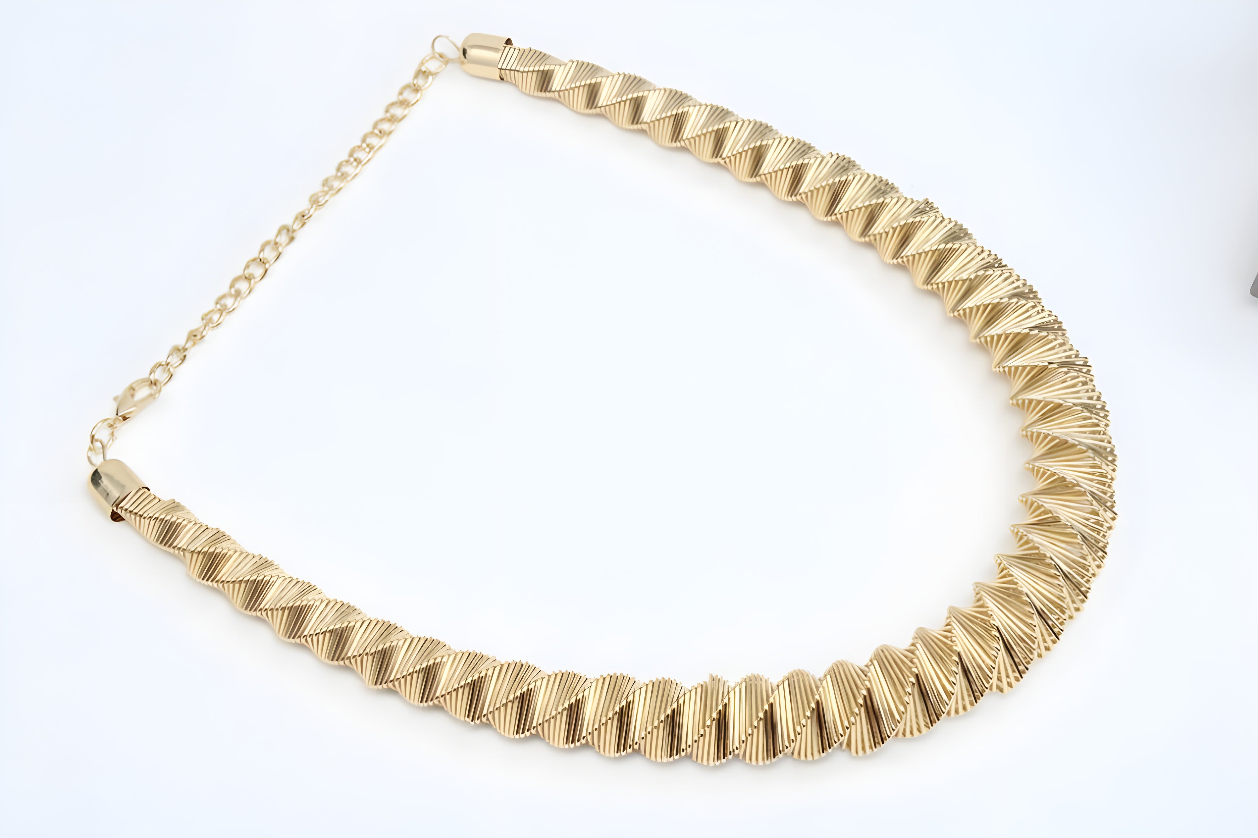 Twisted Grace Gold Necklace