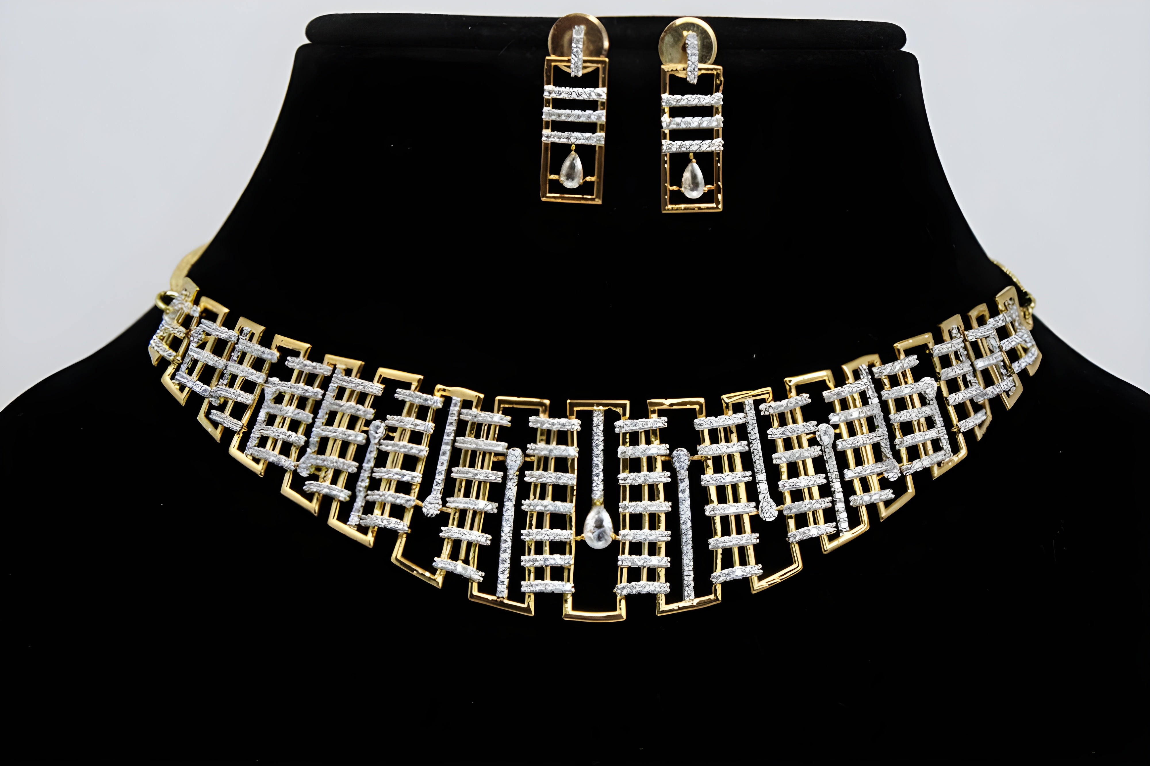 Golden Puzzle Crystal Necklace Set