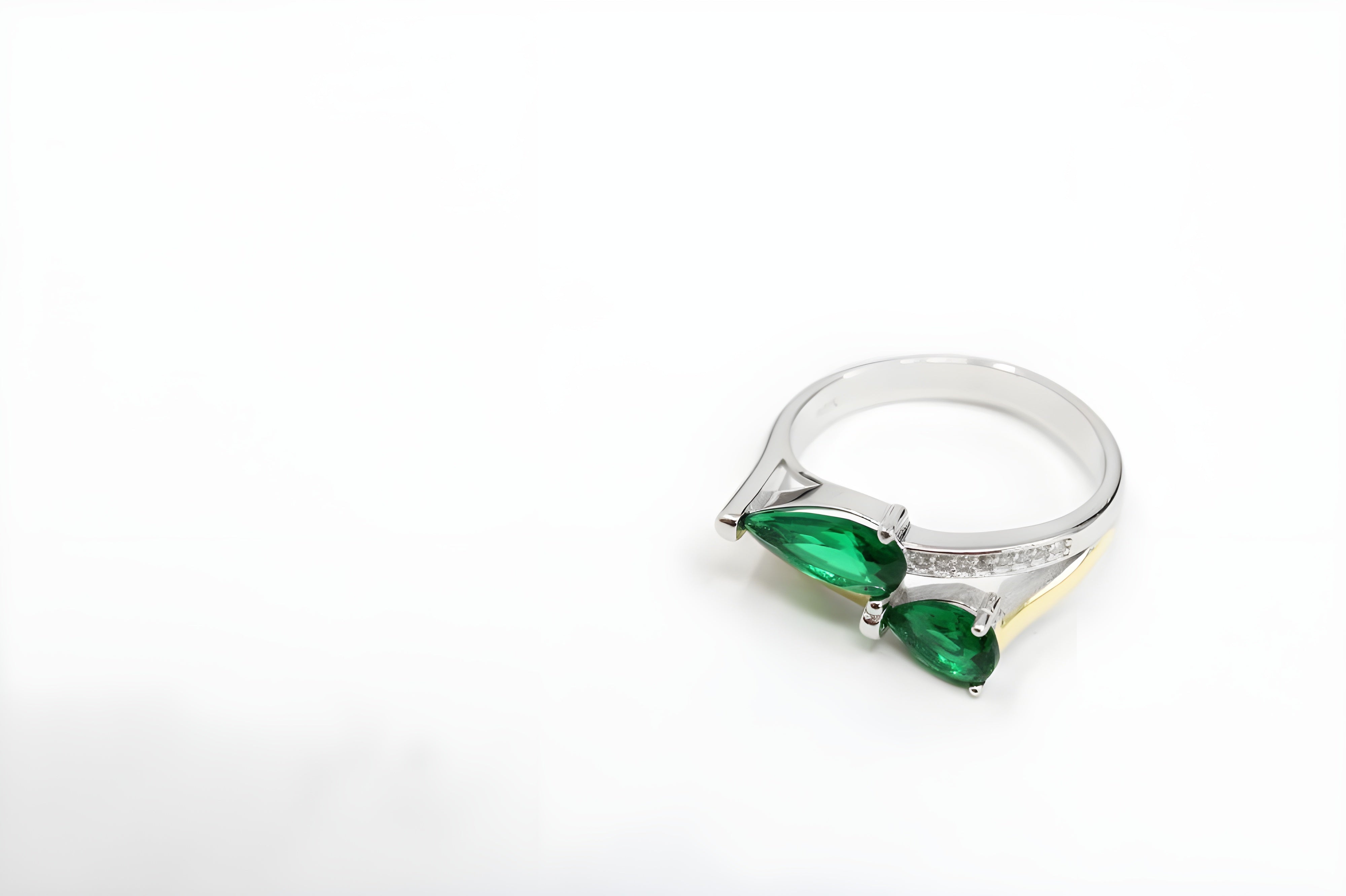 Emerald Deco Diamond Jewelry Set