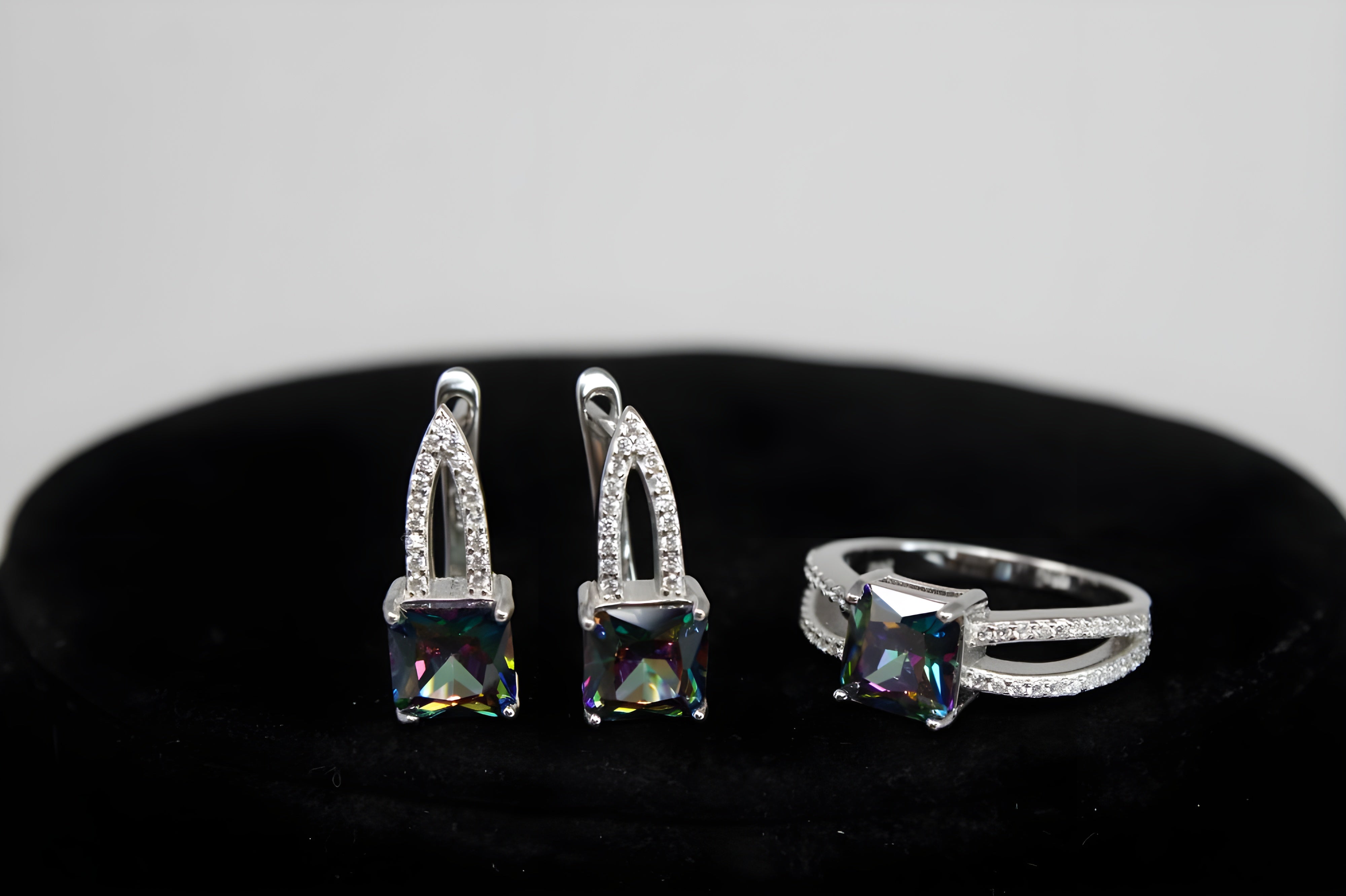 Mystic Rainbow Square Diamond Pendent Set