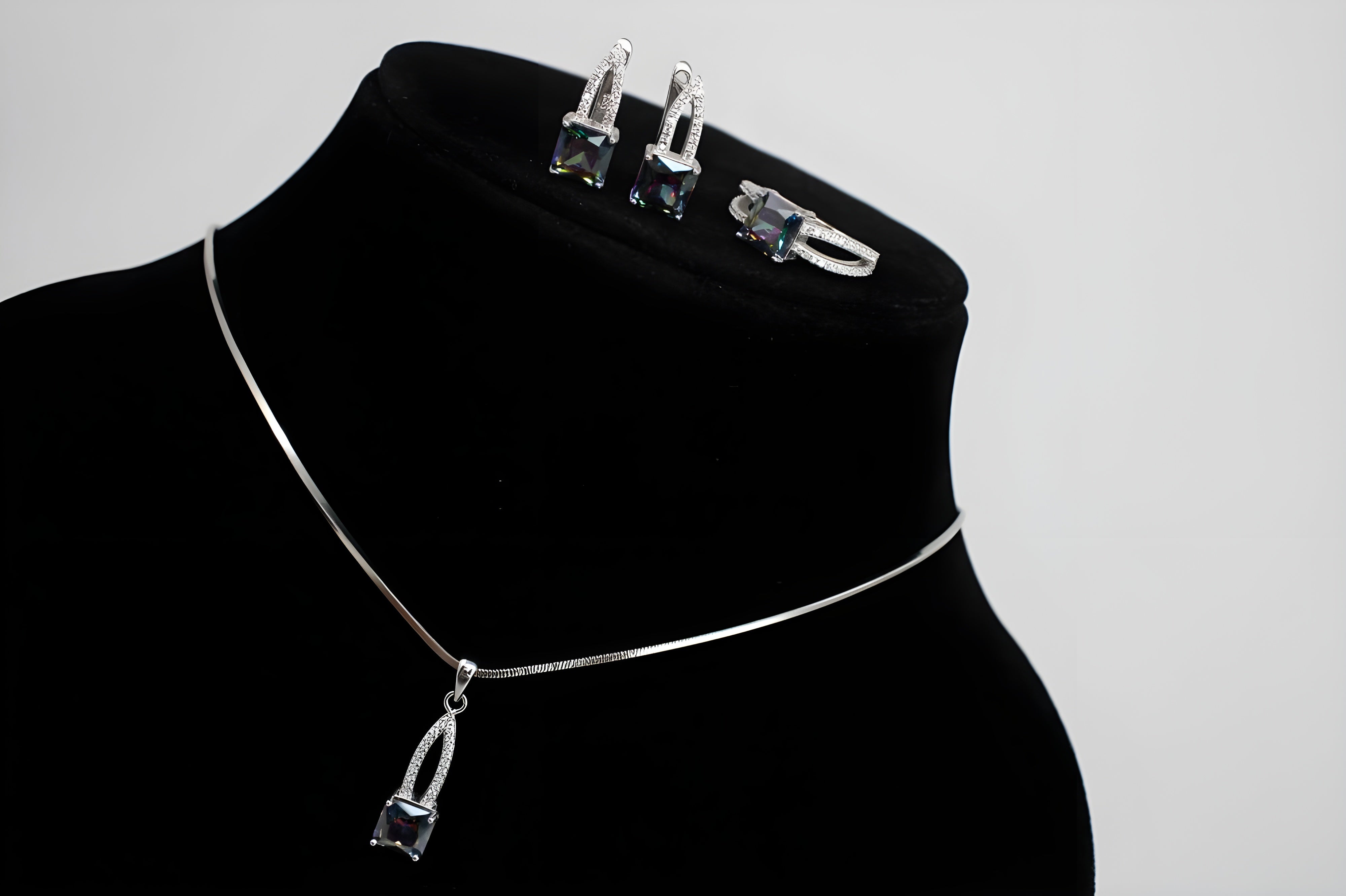 Mystic Rainbow Square Diamond Pendent Set