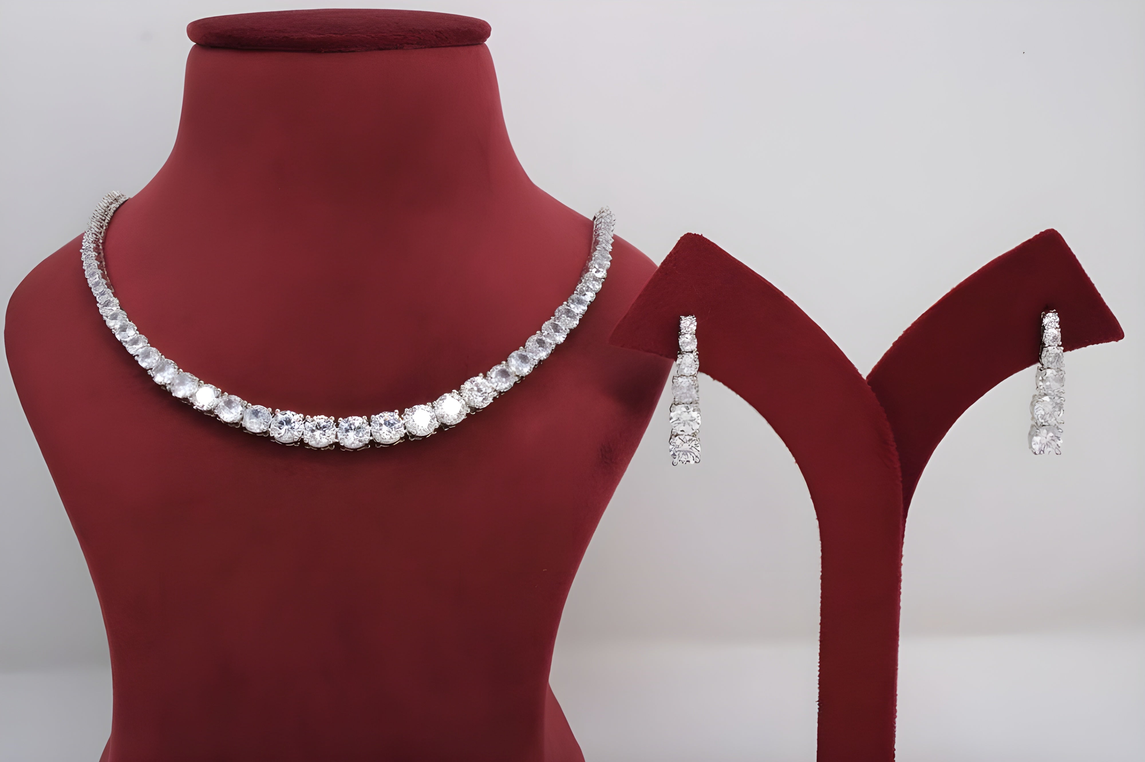 Silver Sparkle Crystal Necklace Set