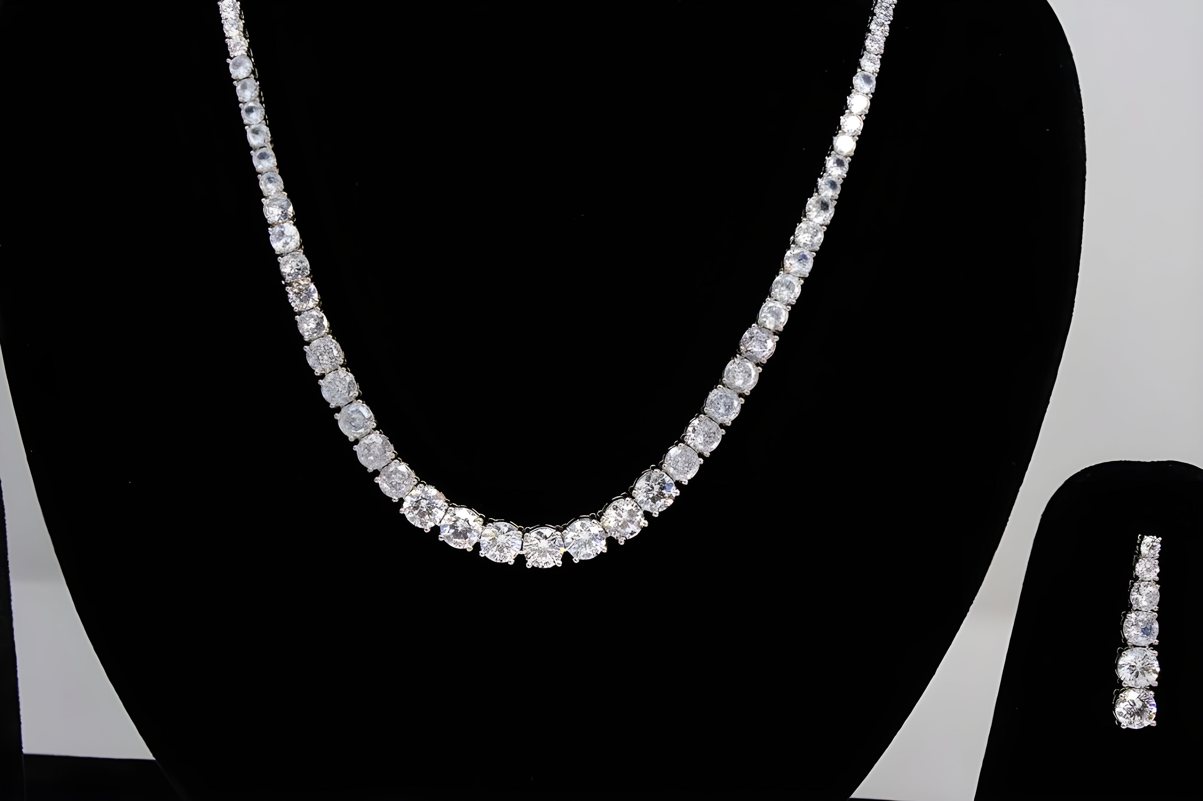 Silver Sparkle Crystal Necklace Set