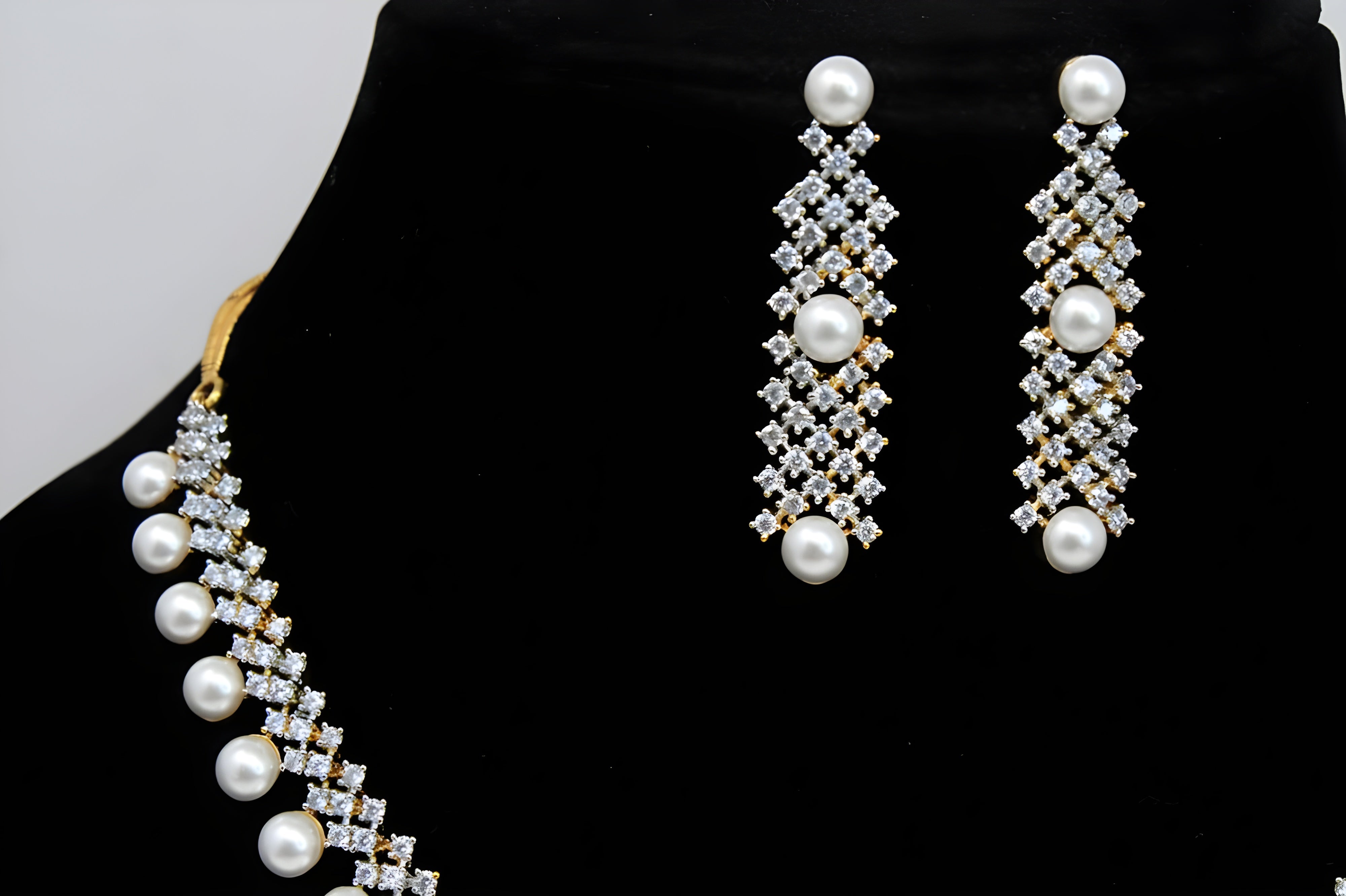 Golden Elegance Crystal & Pearl Necklace Set