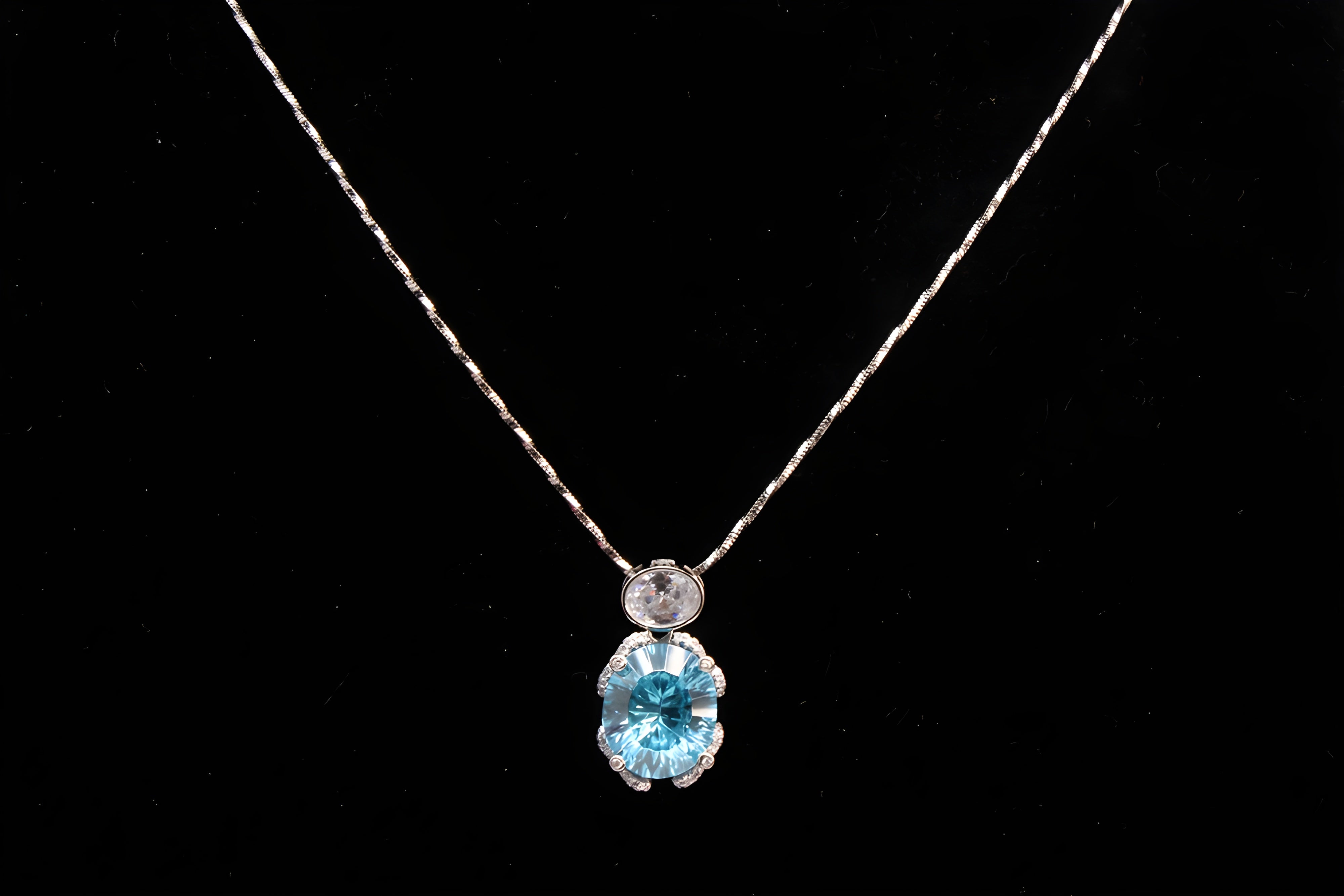 Aqua Verde Sterling Silver Pendant