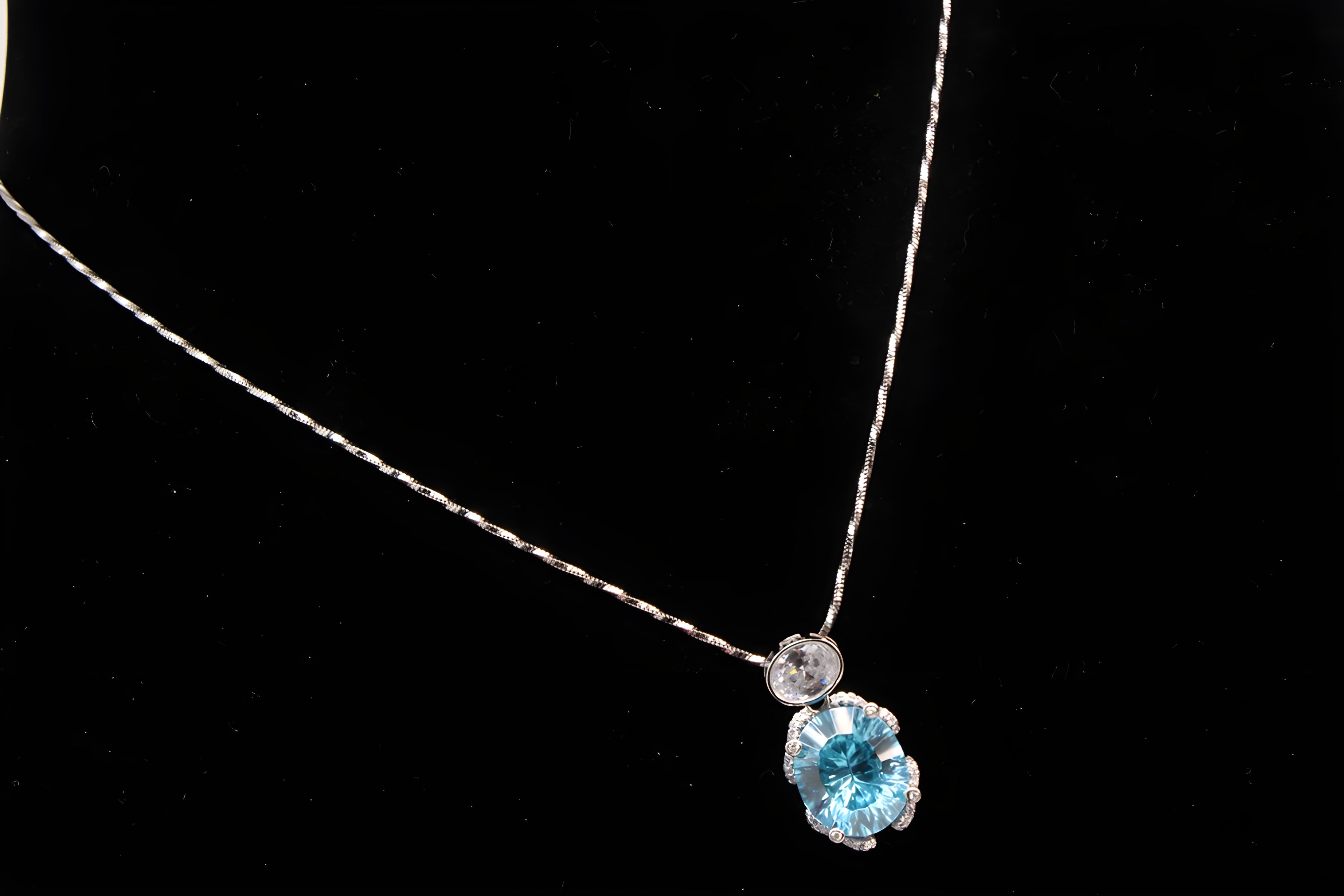 Aqua Verde Sterling Silver Pendant