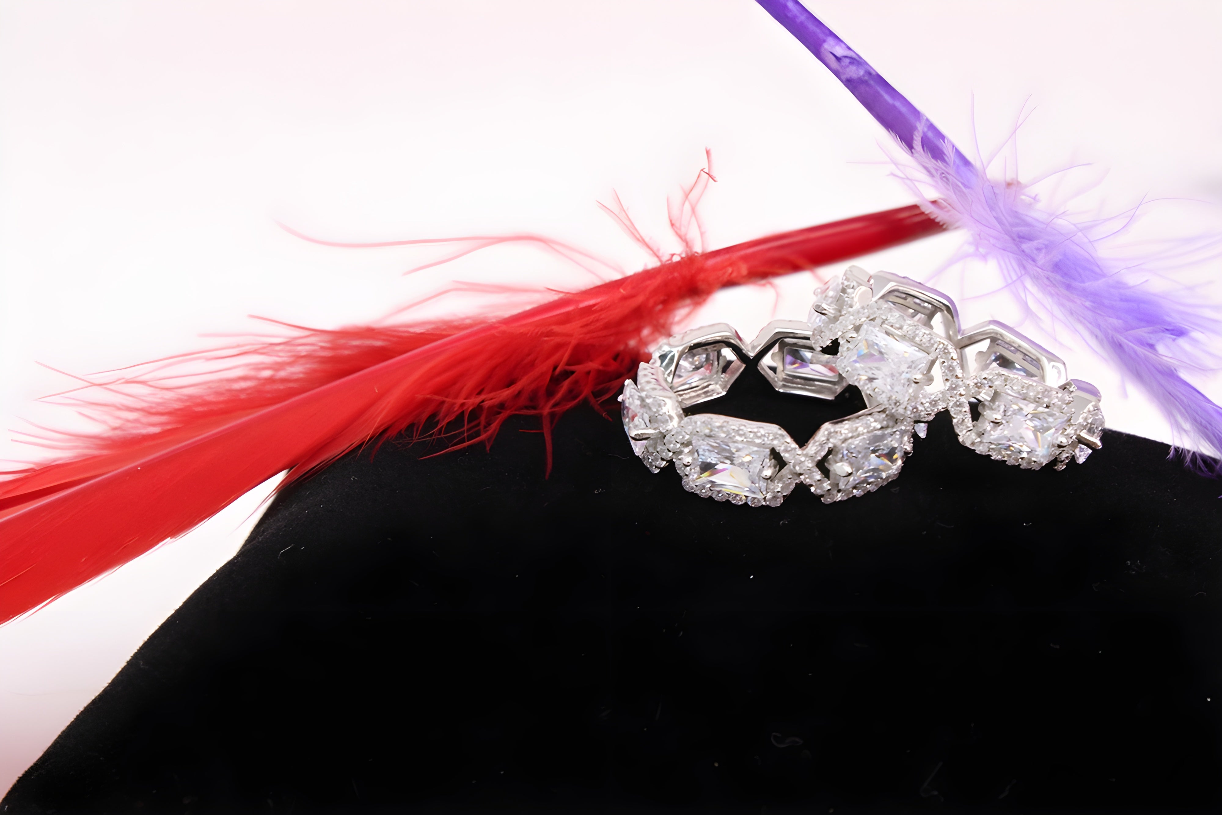 Luminous Halo Crystal Radiance Ring