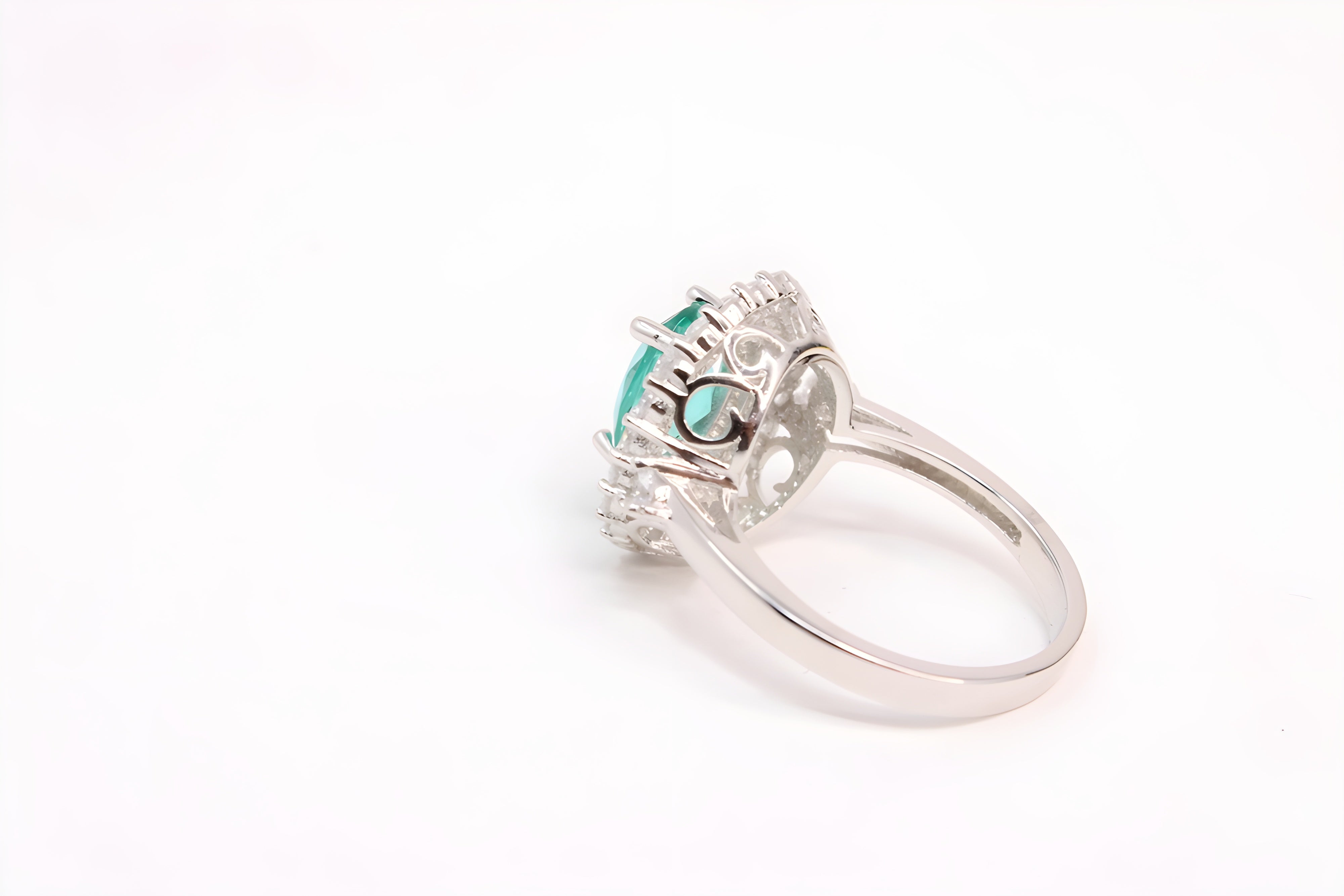 Enchanted Emerald Sterling Silver VeeLux Premium Crystal Ring