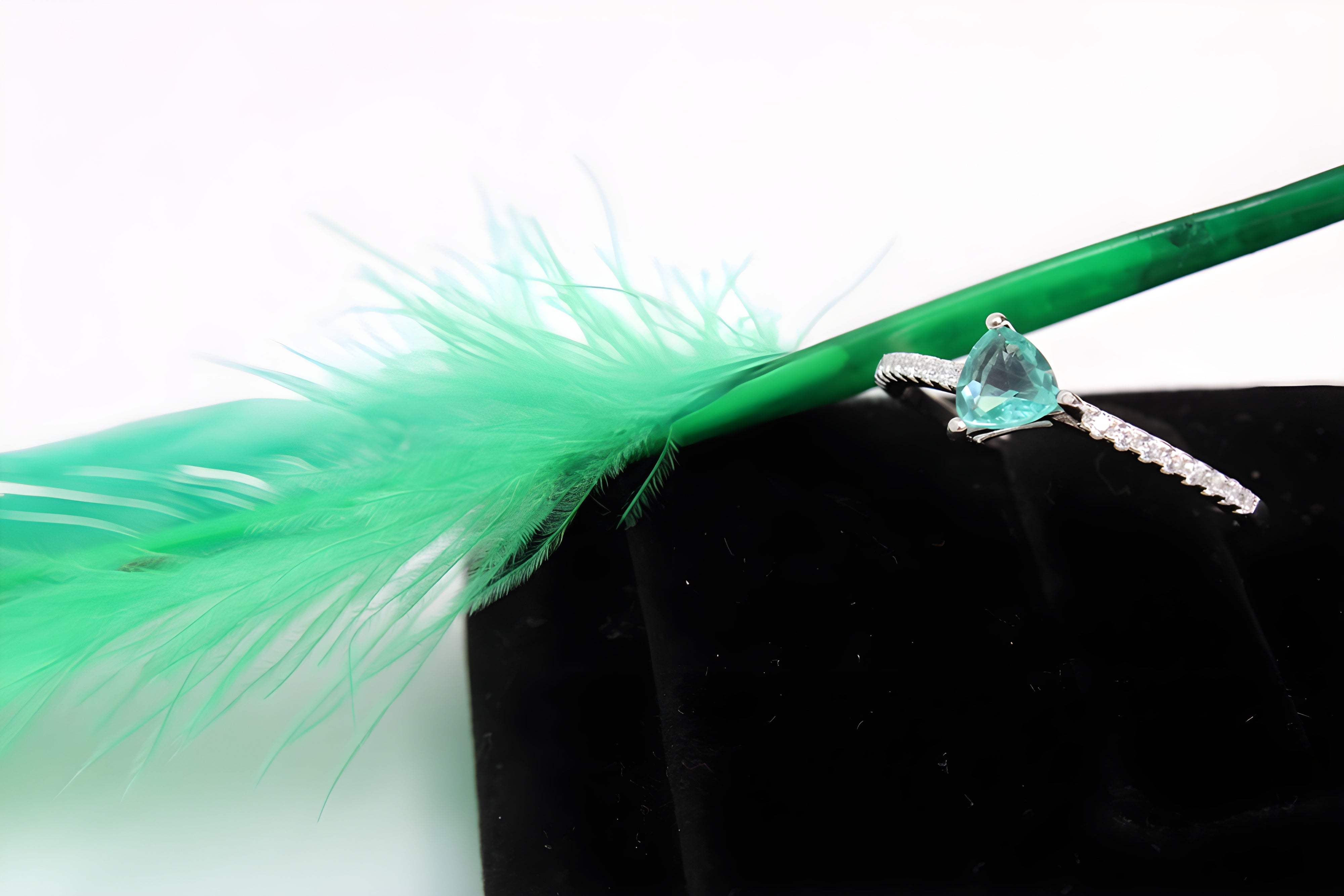 Forest Emerald Sterling Silver VeeLux Premium Crystal Ring