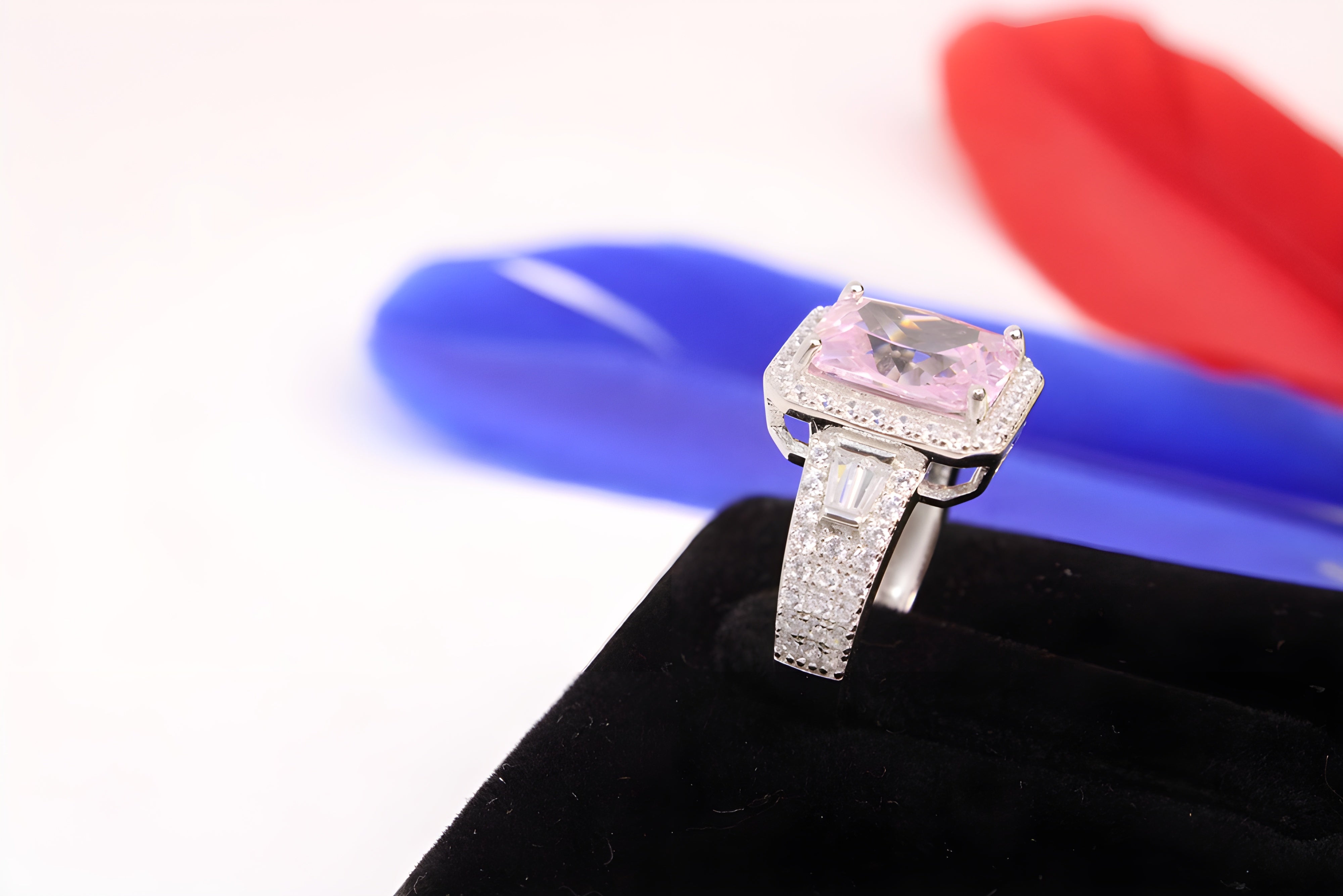 Sterling Silver VeeLux Premium Crystal Luminary Ring