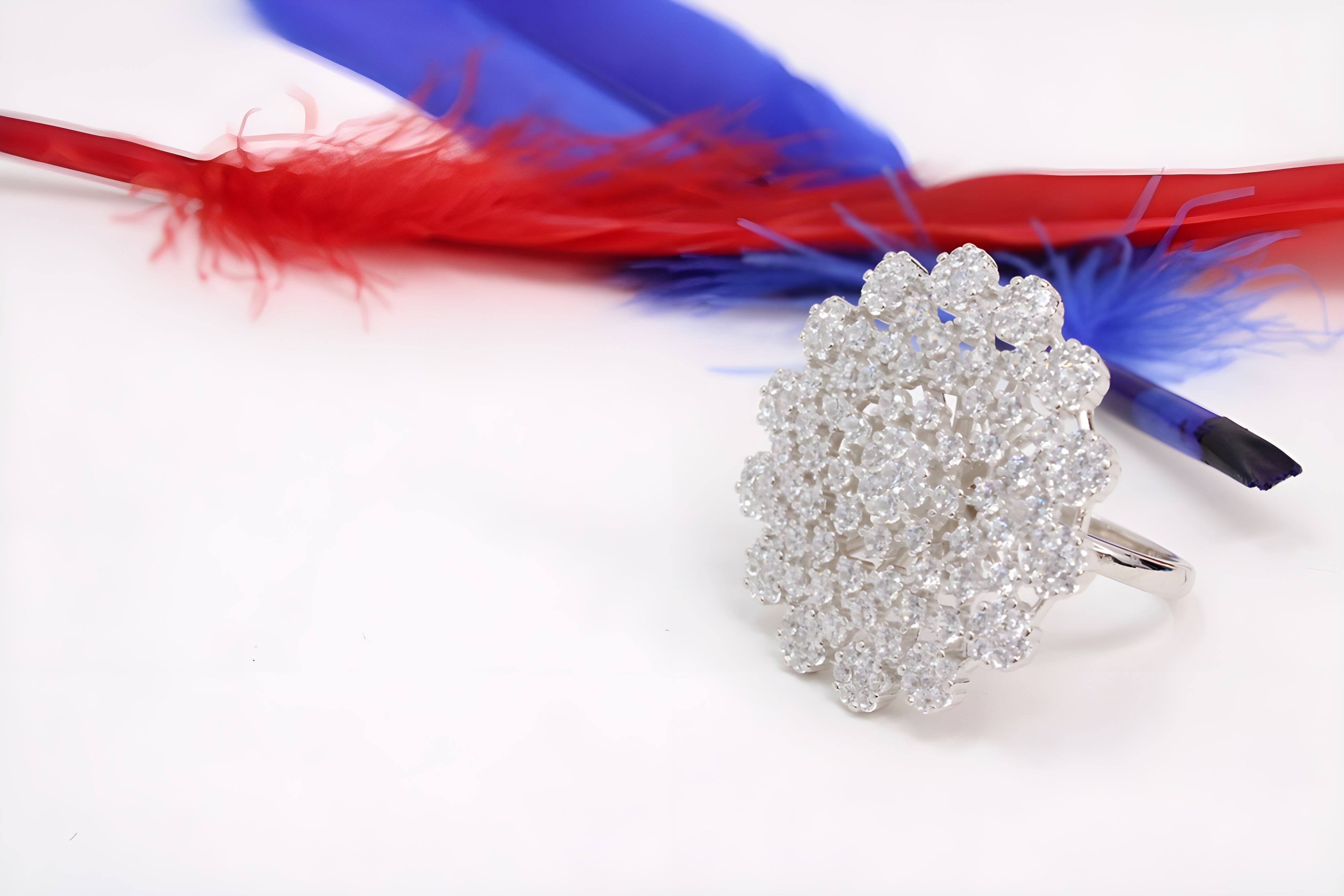 Sterling Silver VeeLux Premium Crystal Floral Elegance Ring