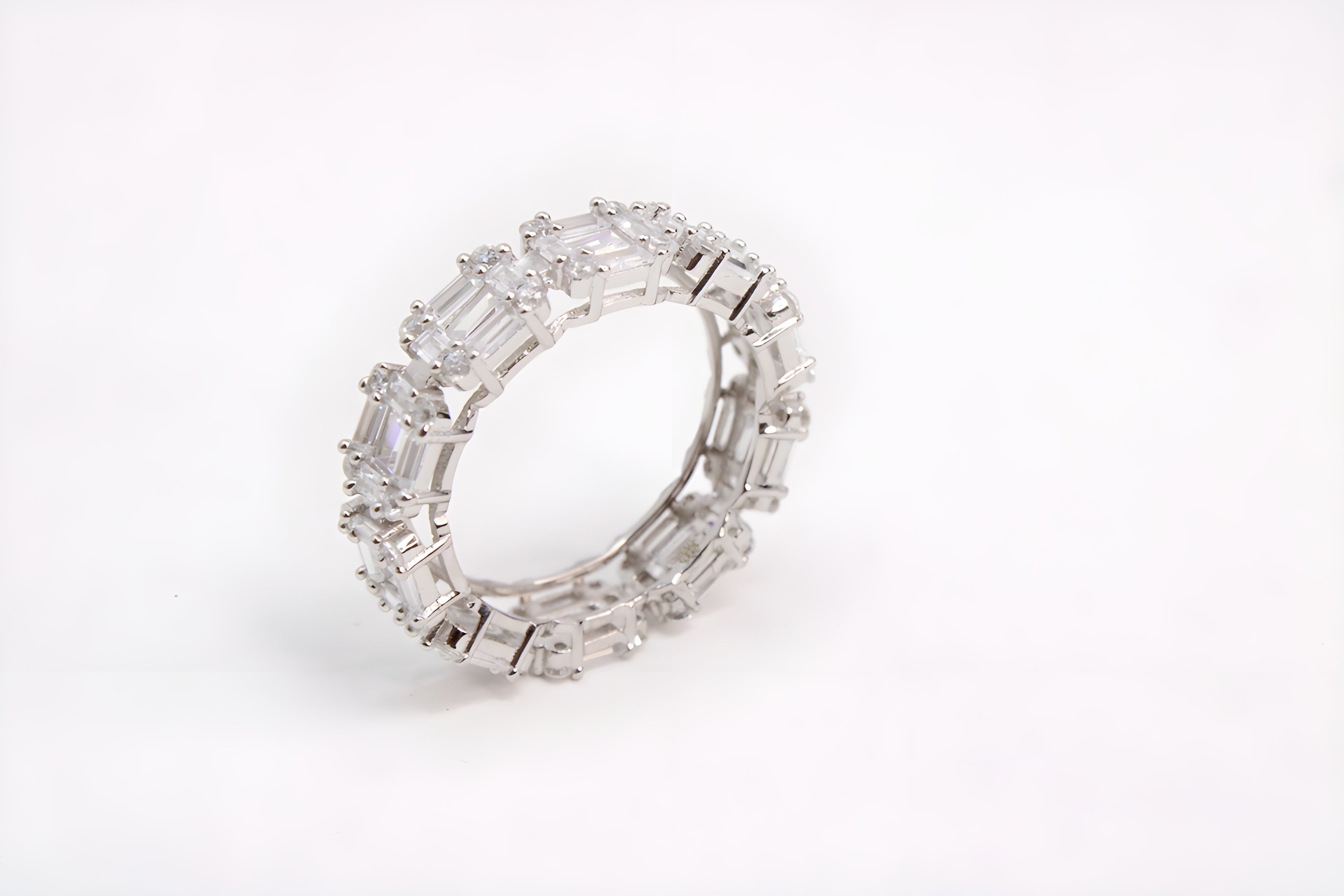 Sterling Silver VeeLux Premium Crystal Radiant Line Ring