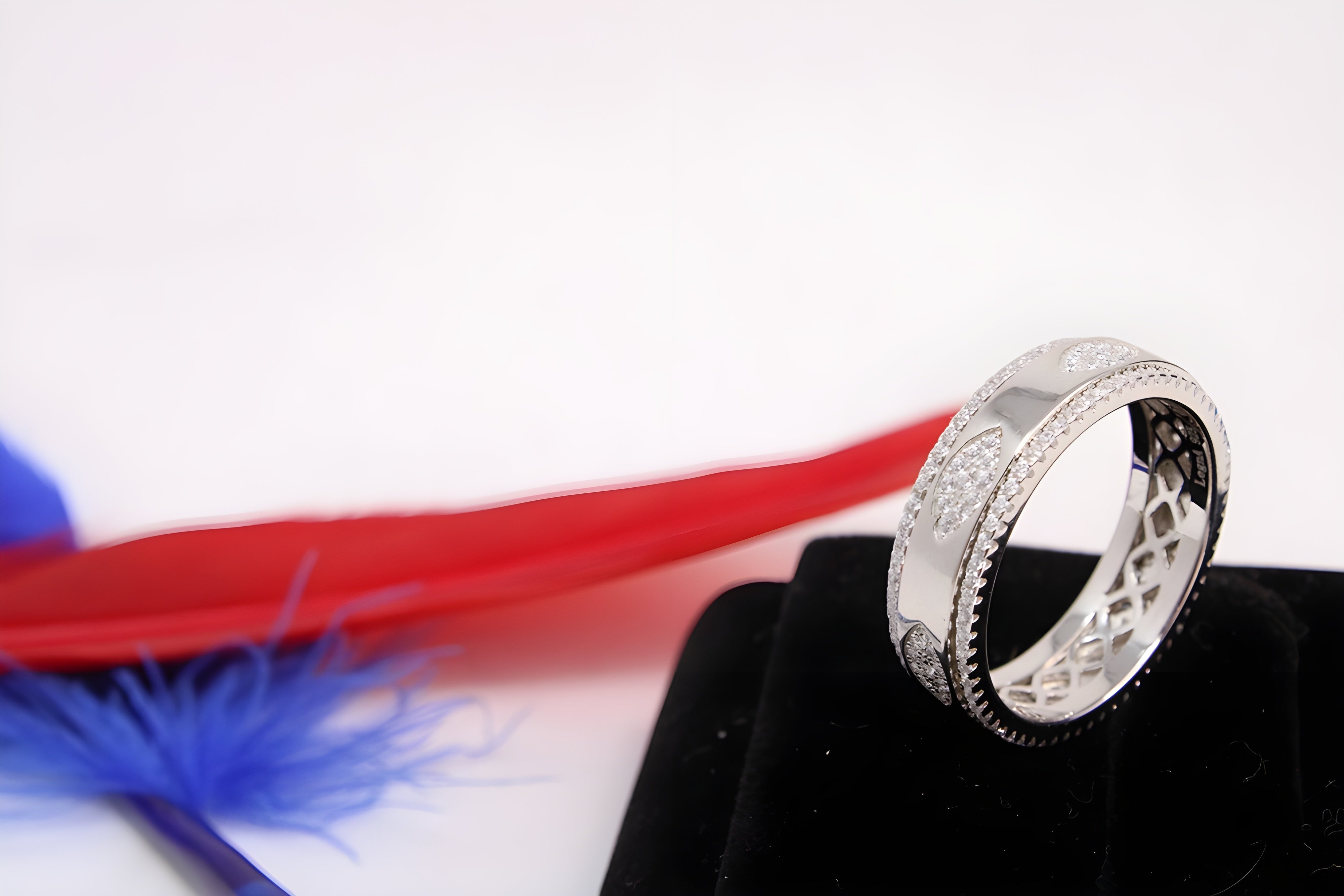 Sterling Silver VeeLux Premium Crystal Sparkle Ring
