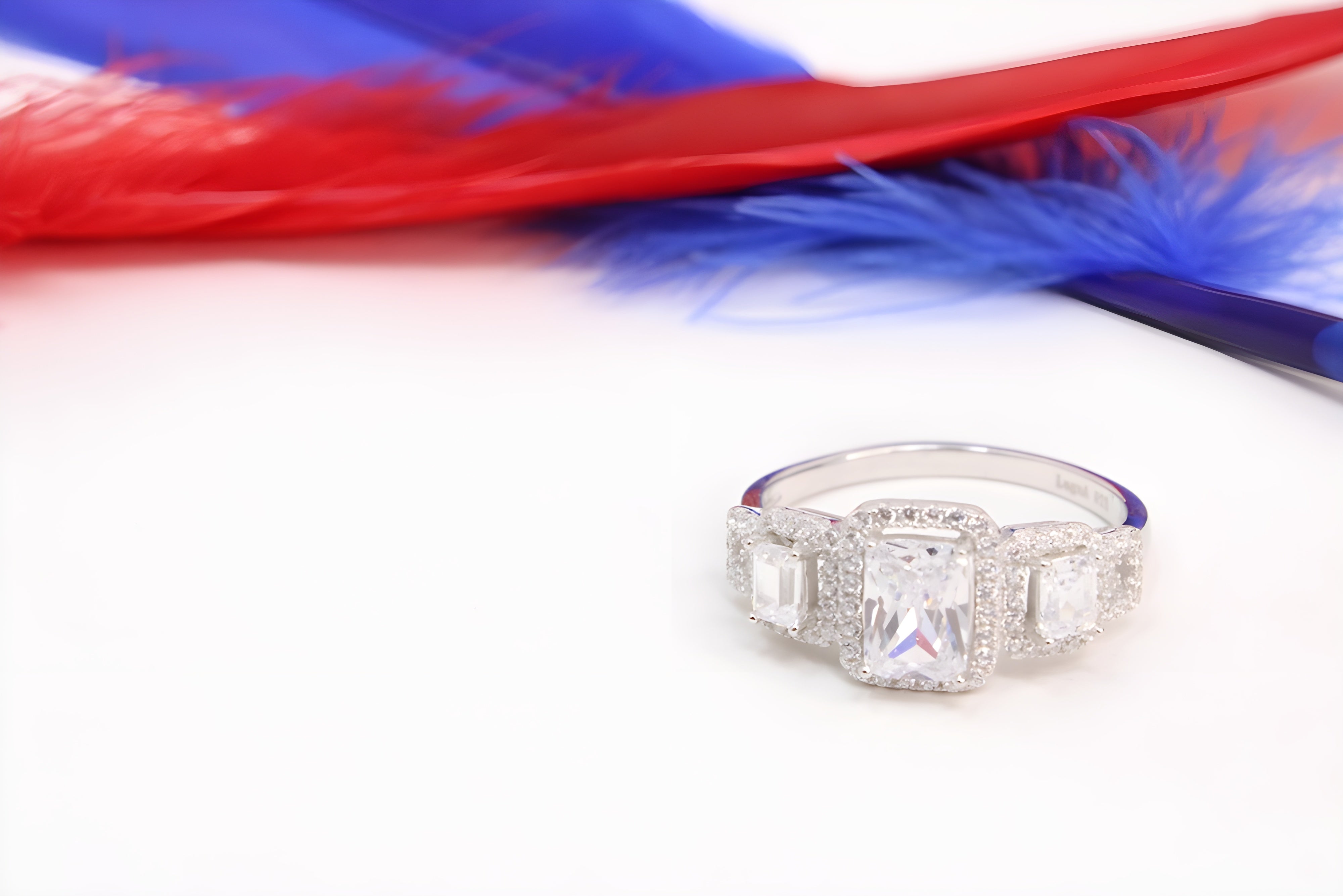 Sterling Silver VeeLux Premium Crystal Triplet Ring