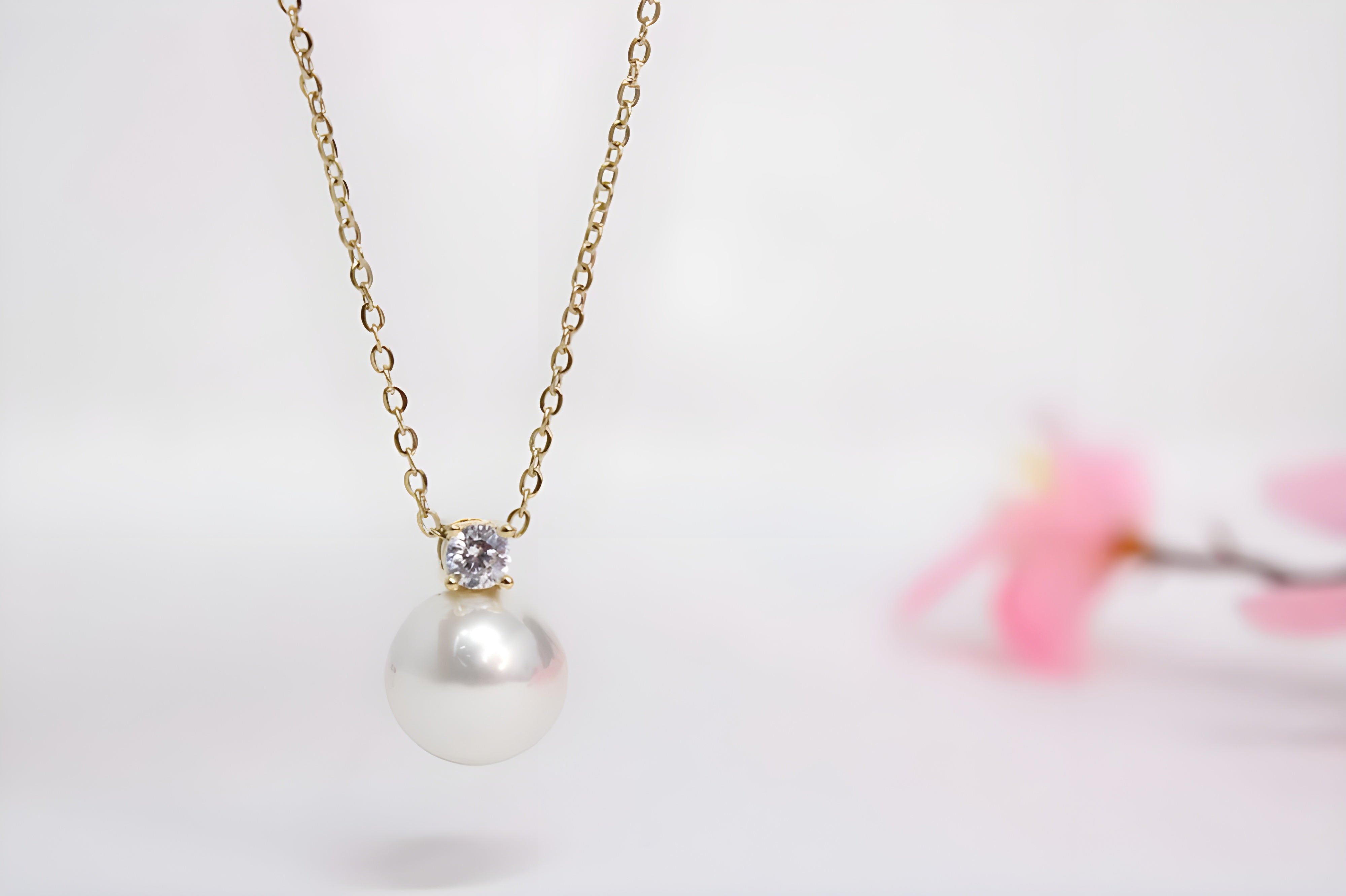 Golden Pearl Pendant Set