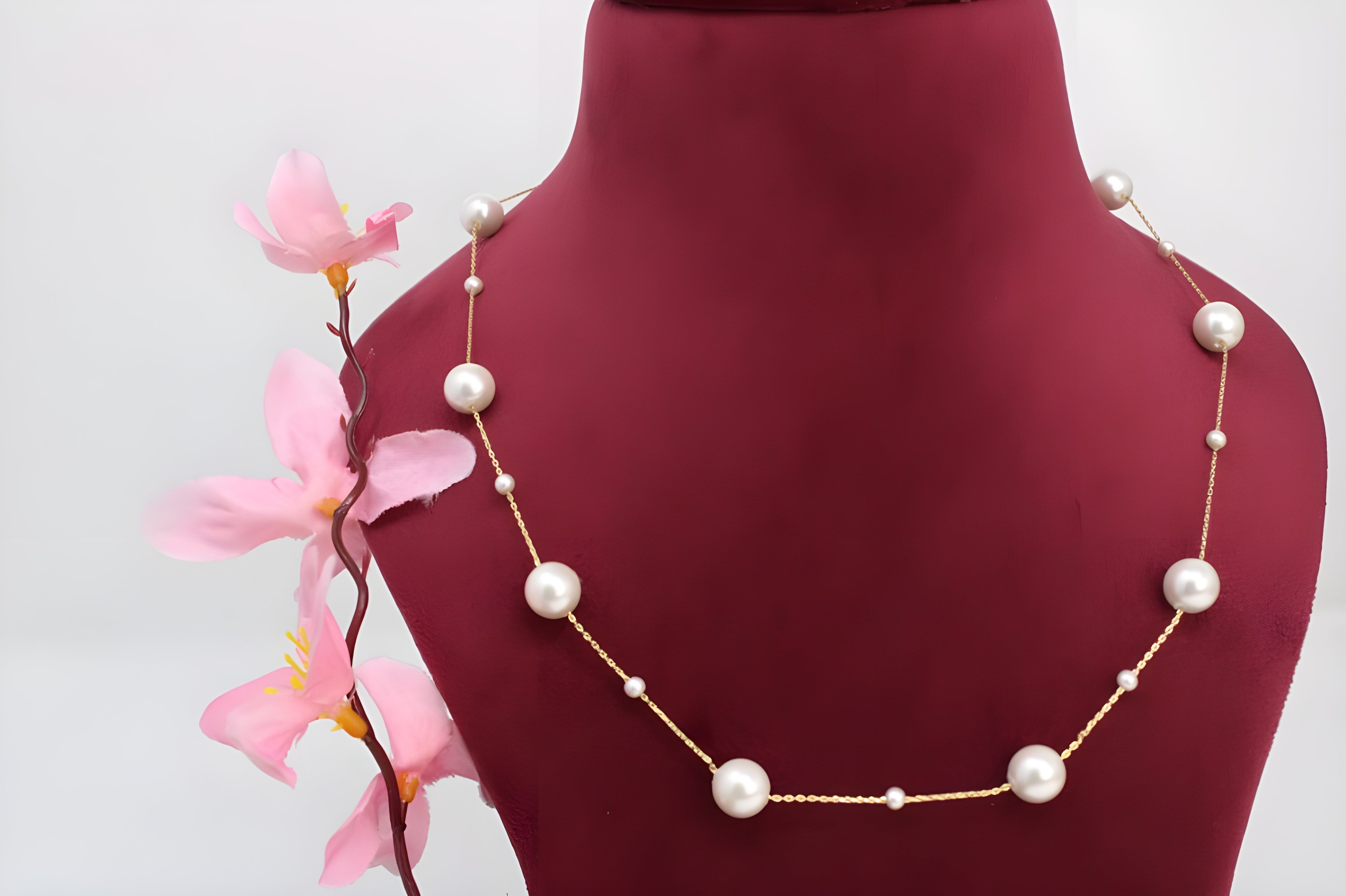 Elegant Pearl Pendant Set