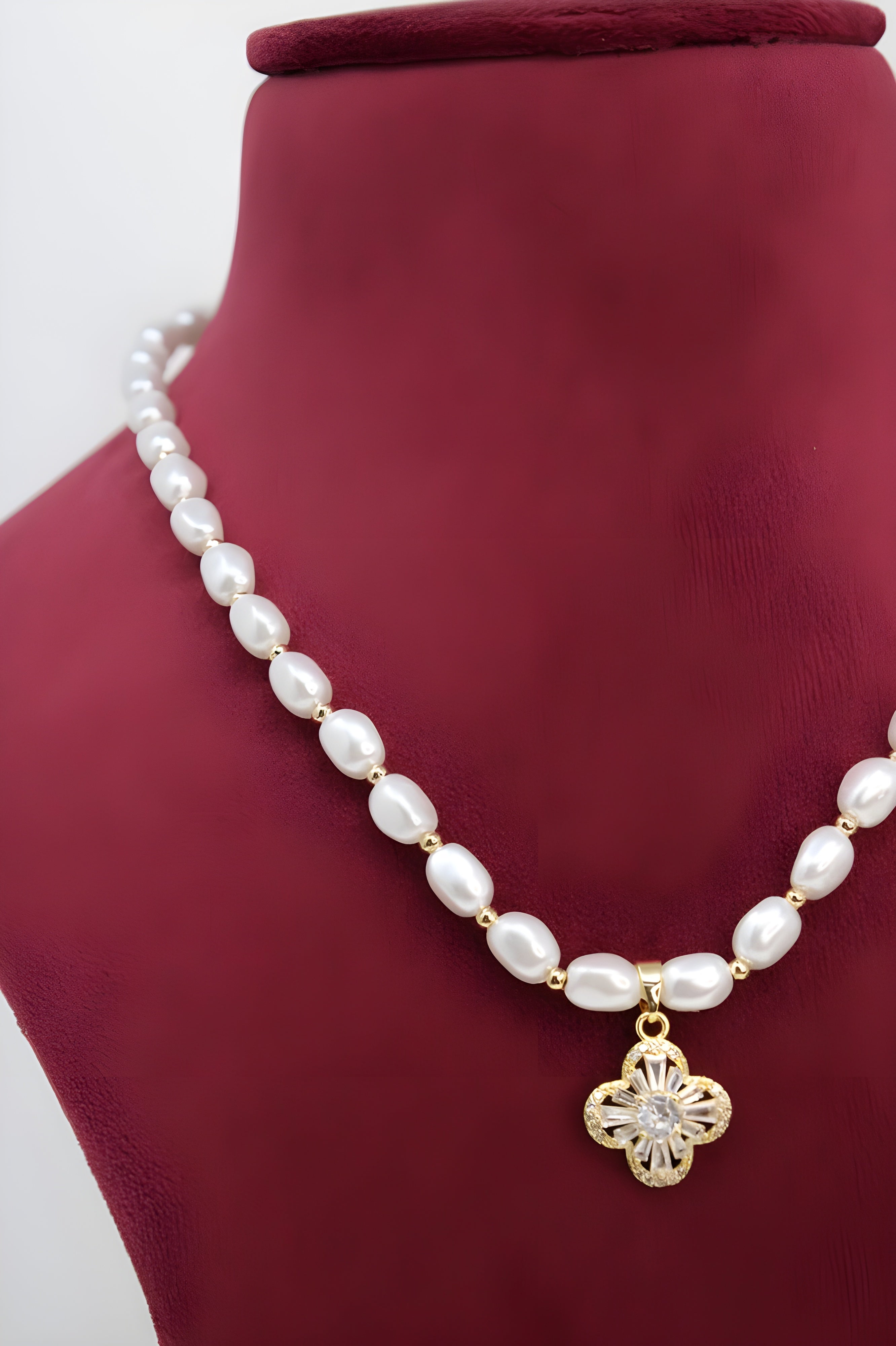 Pearl Blossom Leaf Pendant Set