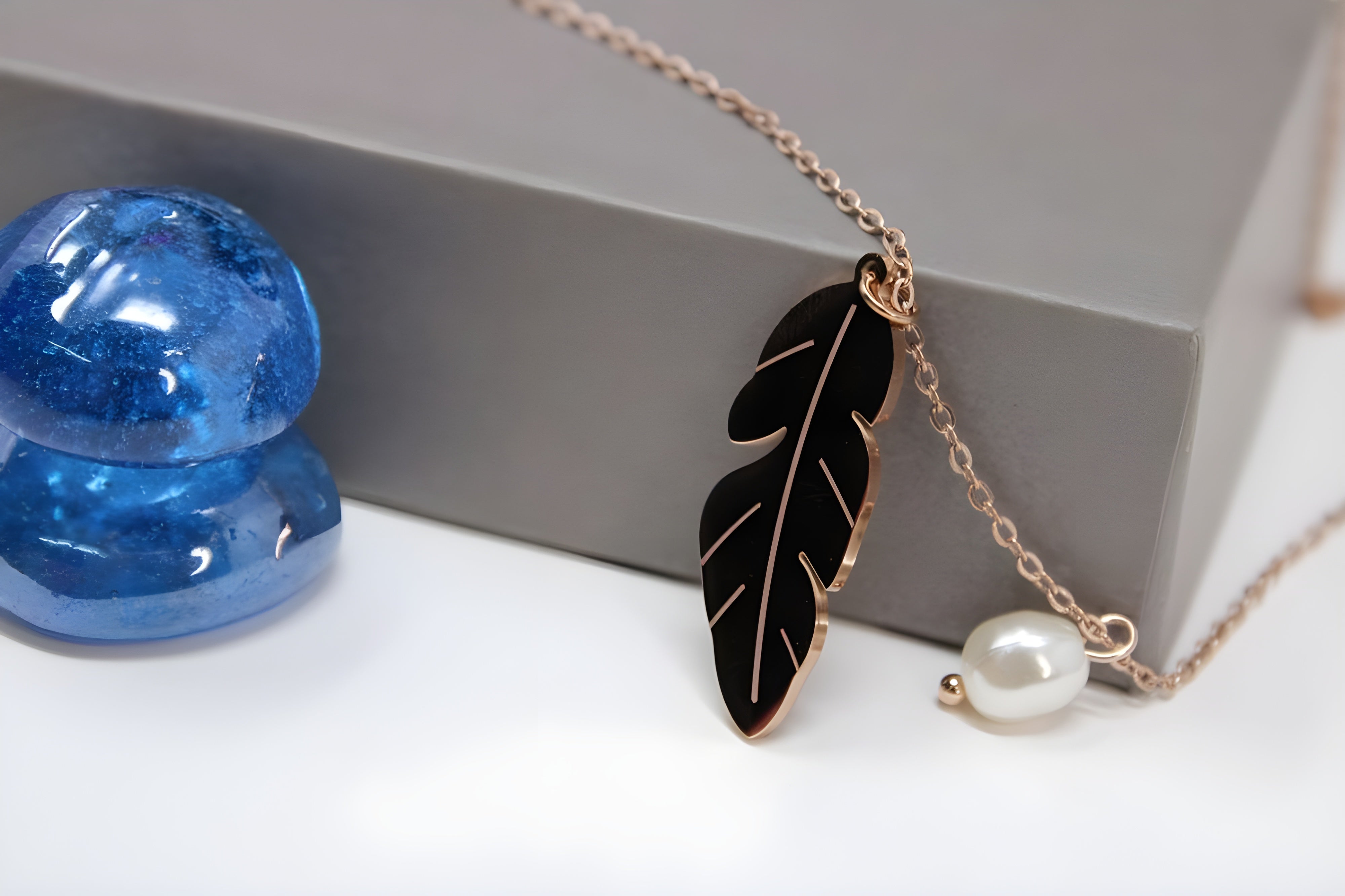 Majestic Leaf Pearl Jewelry Ensemble