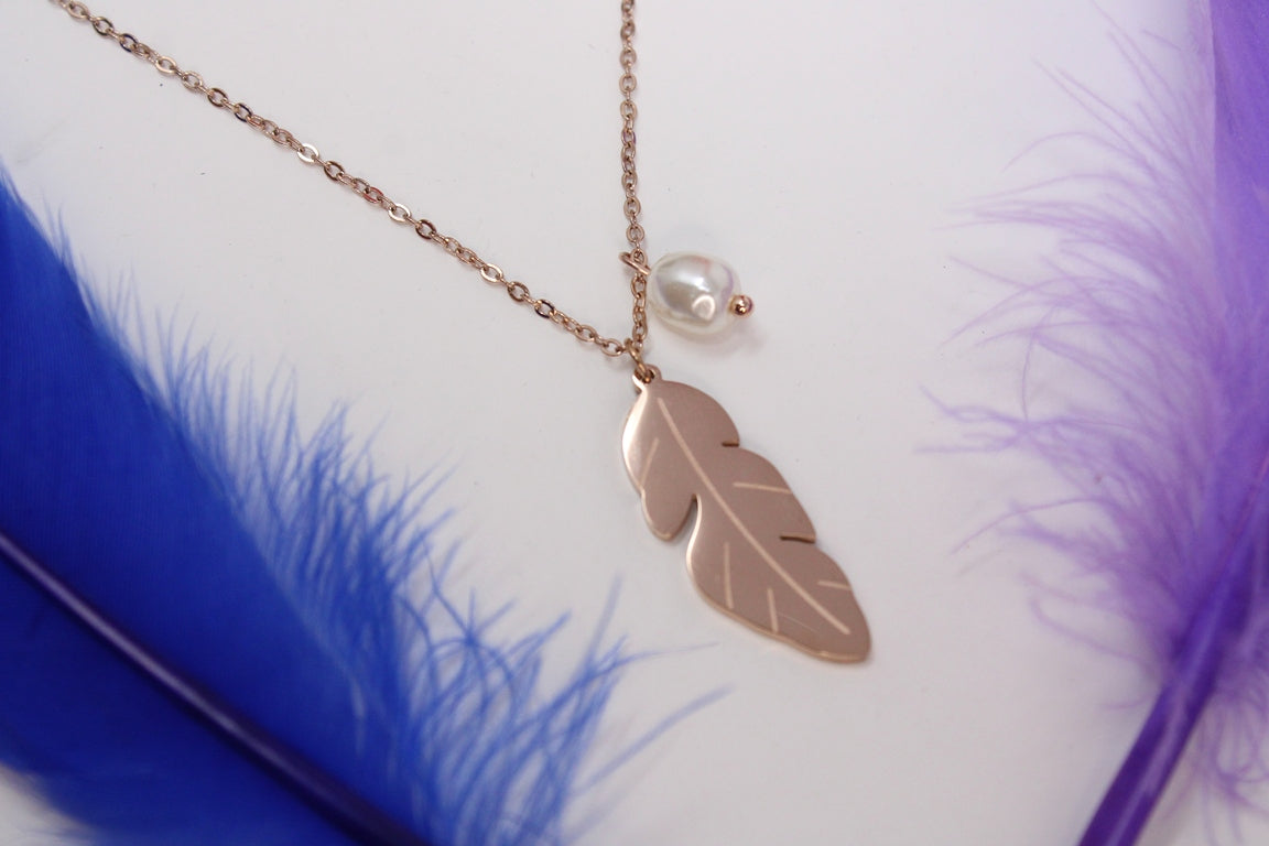 Majestic Leaf Pearl Jewelry Ensemble