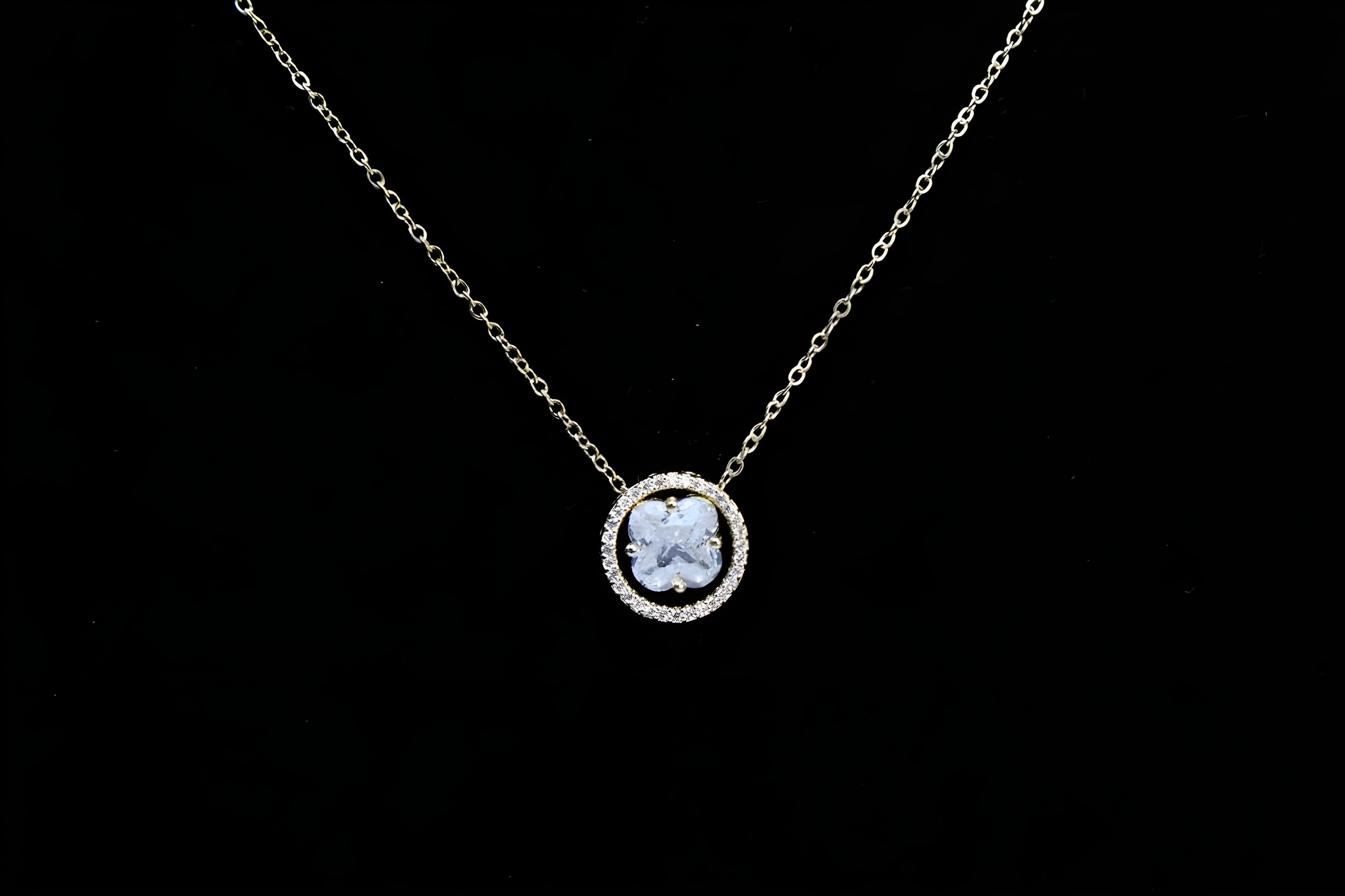 Crystal Glow Golden Pendant Set