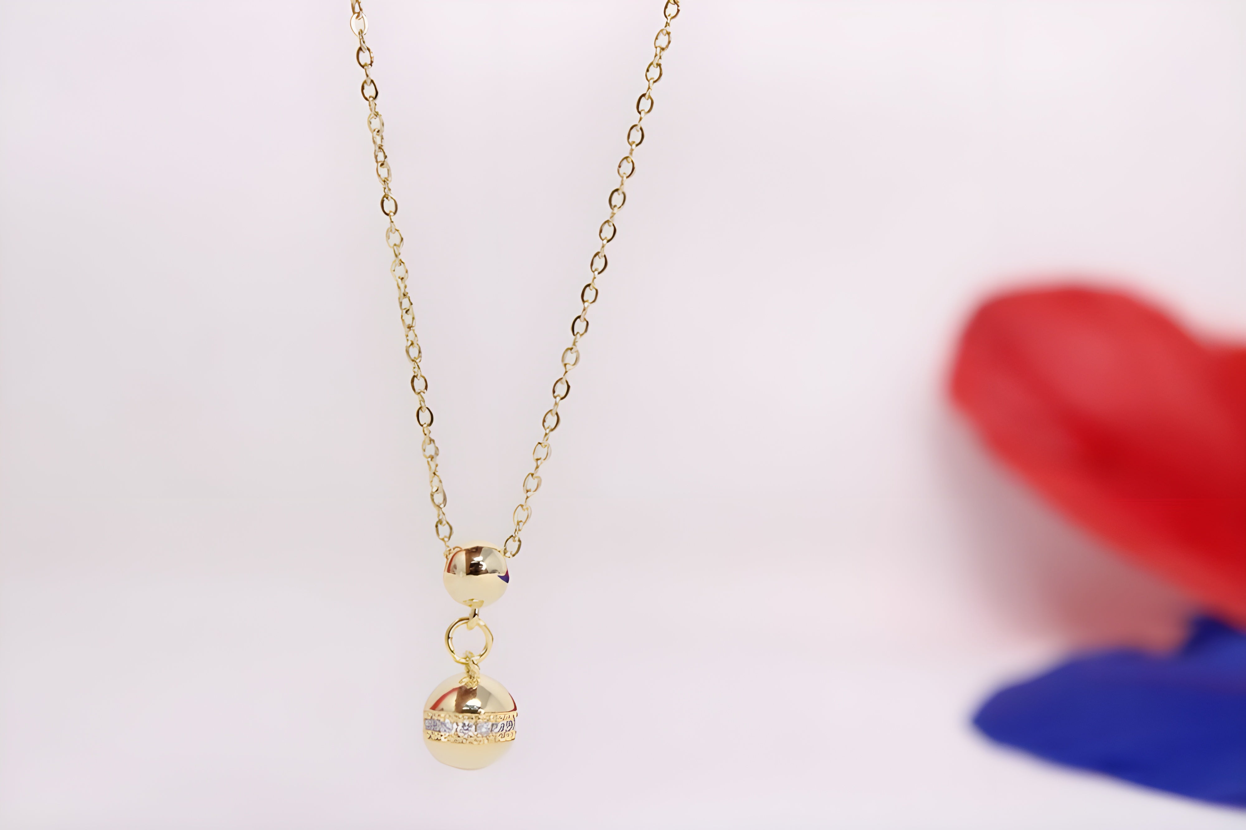 Pearl Radiance Pendant Set