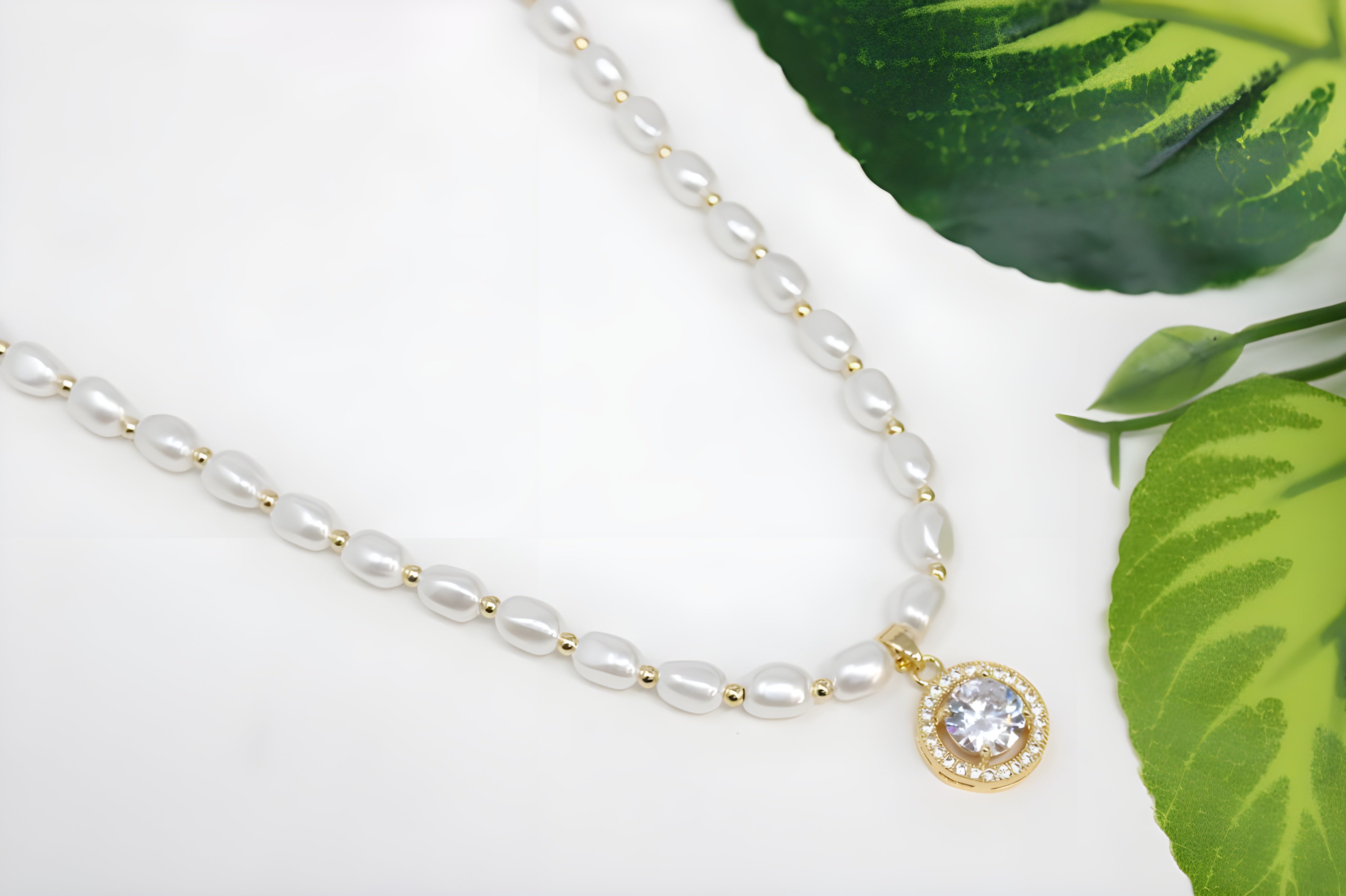 Golden Pearl Radiance Pendant Set