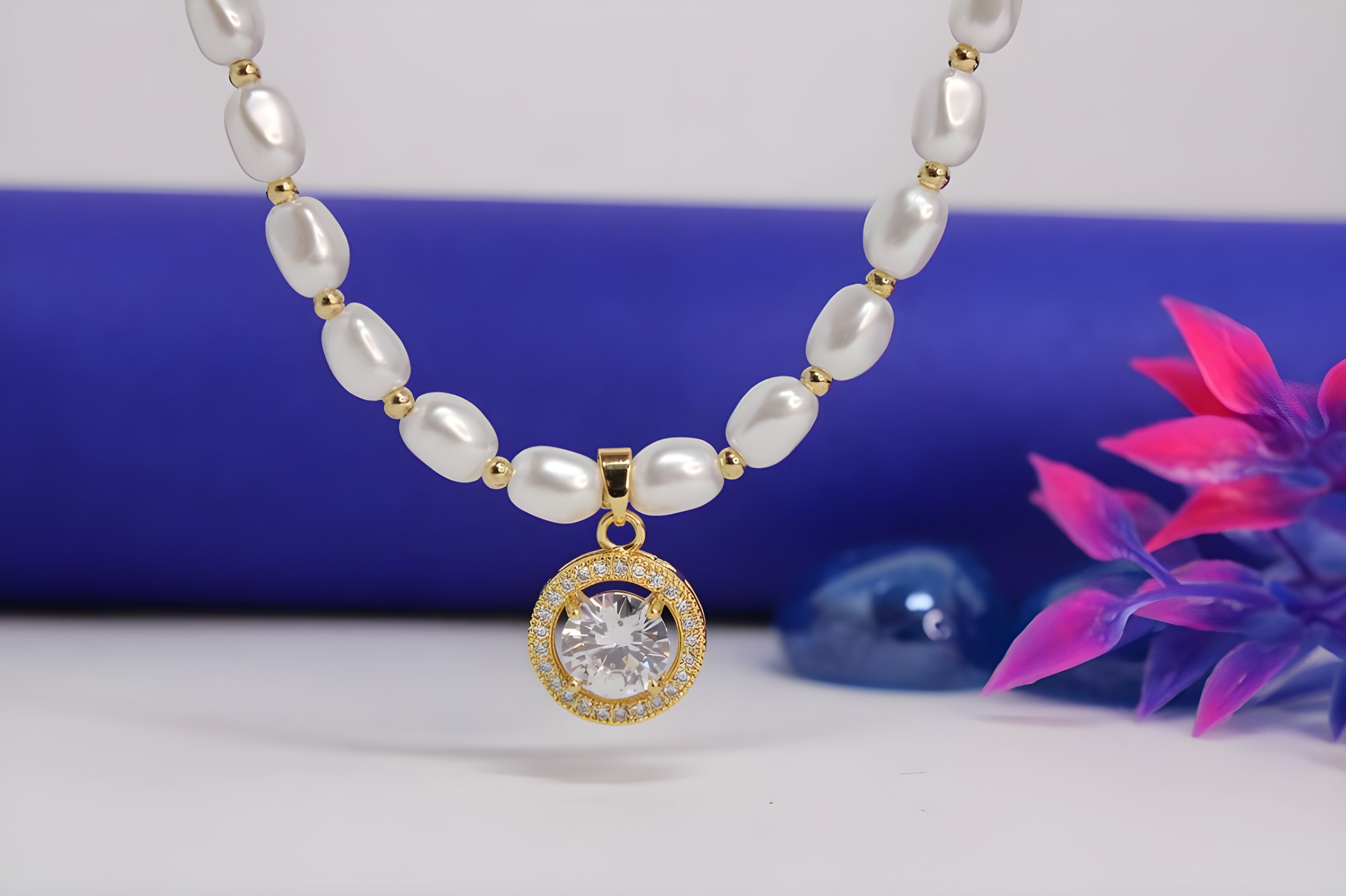 Golden Pearl Radiance Pendant Set