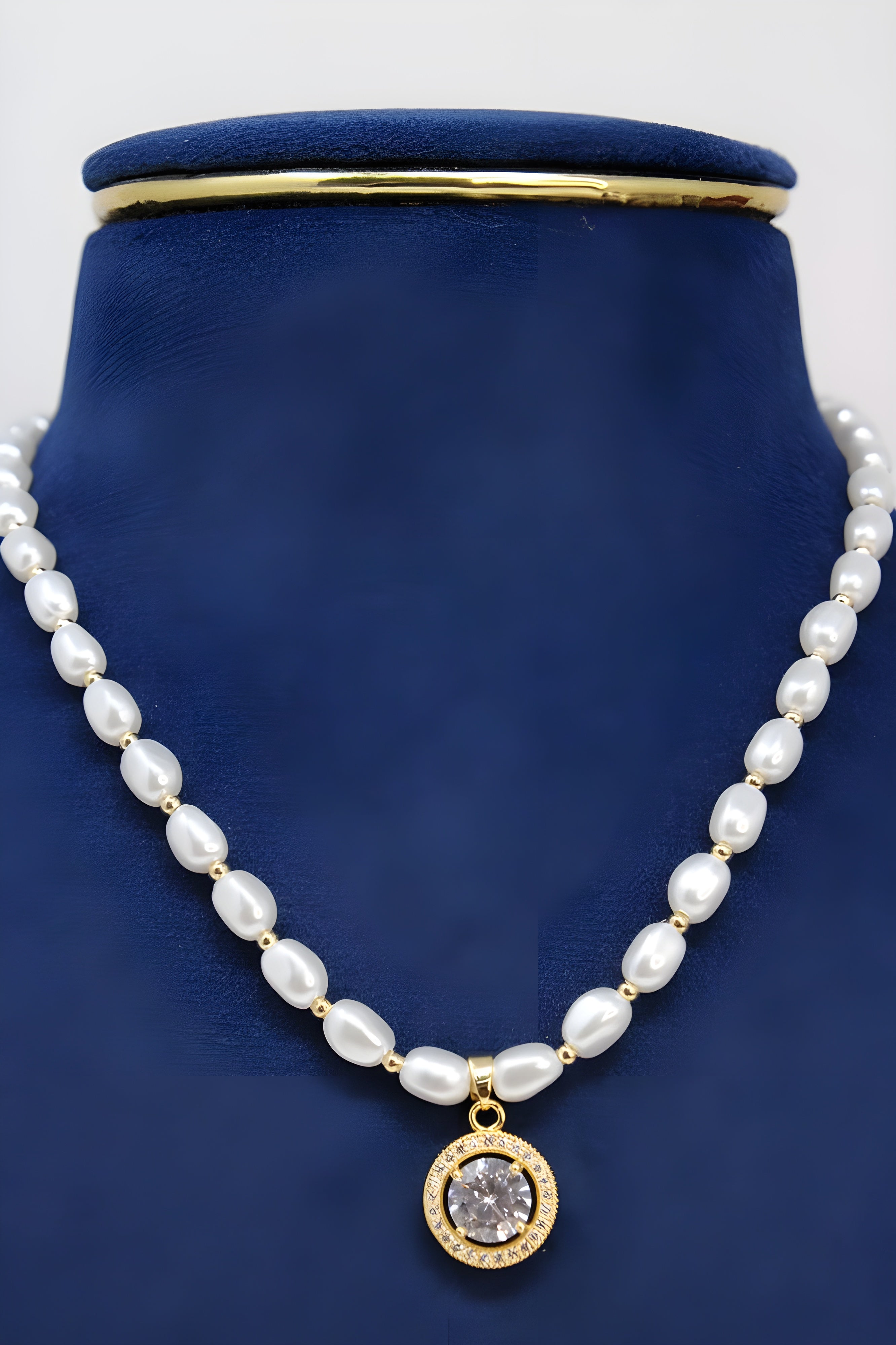 Golden Pearl Radiance Pendant Set