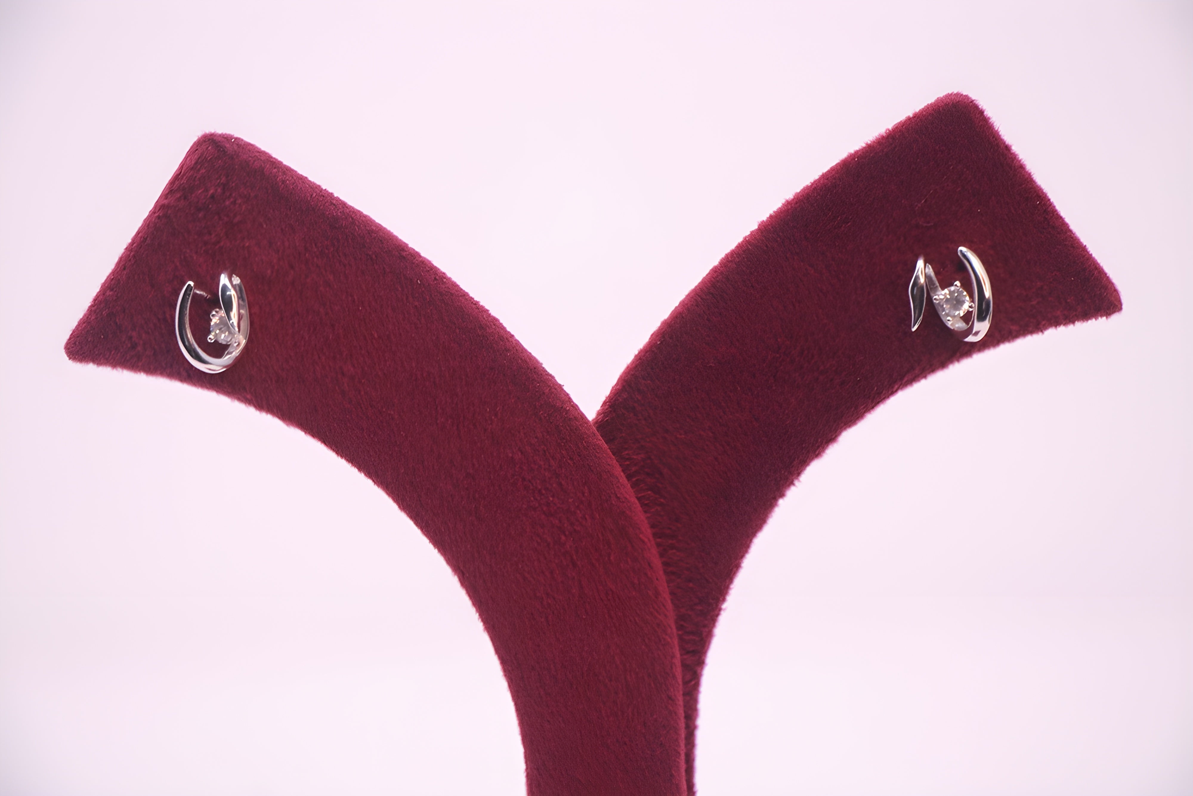 Sterling Silver VeeLux Premium Crystal Stunning Design Earrings