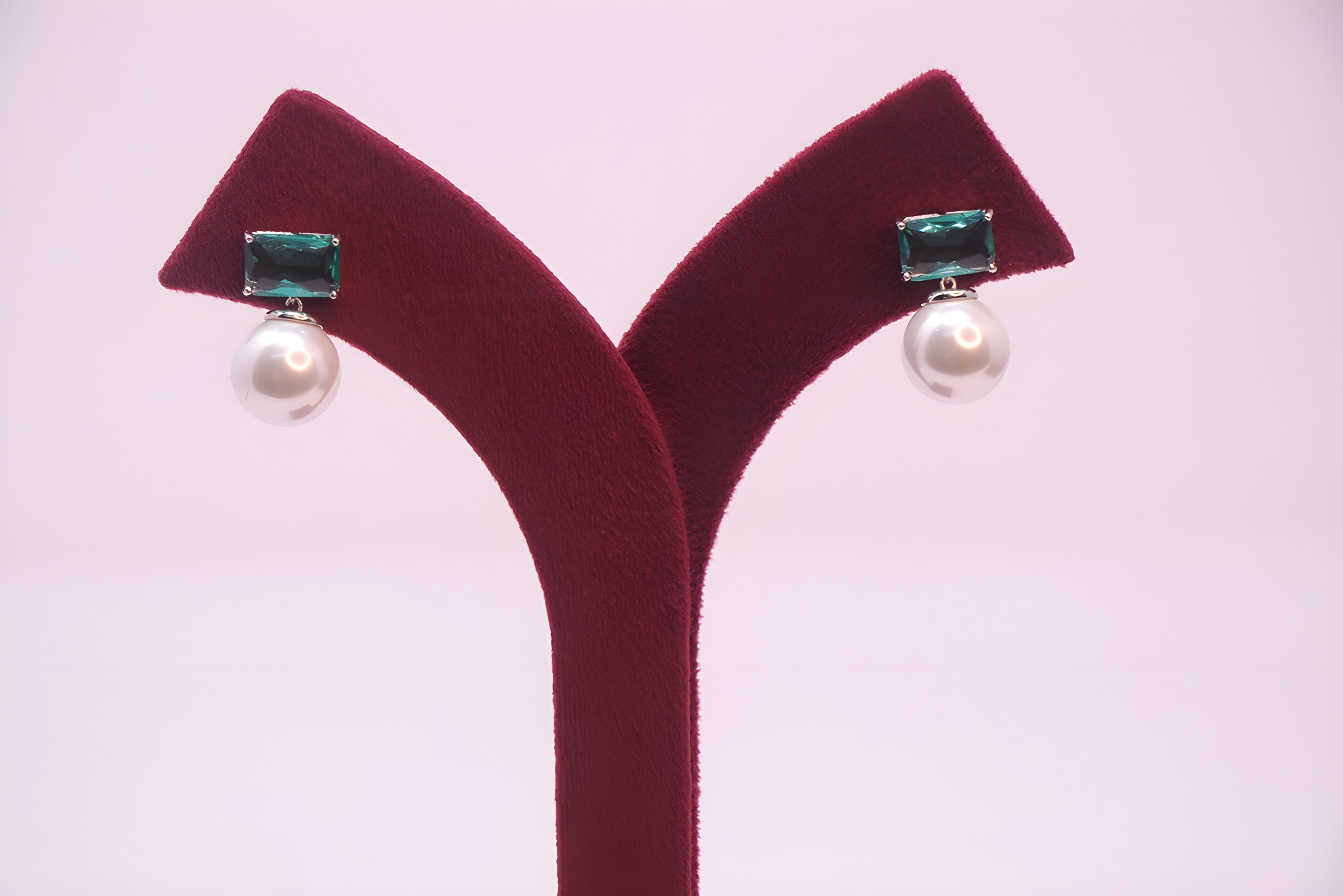 Golden Glow VeeLux Premium Crystal Pearl Earrings