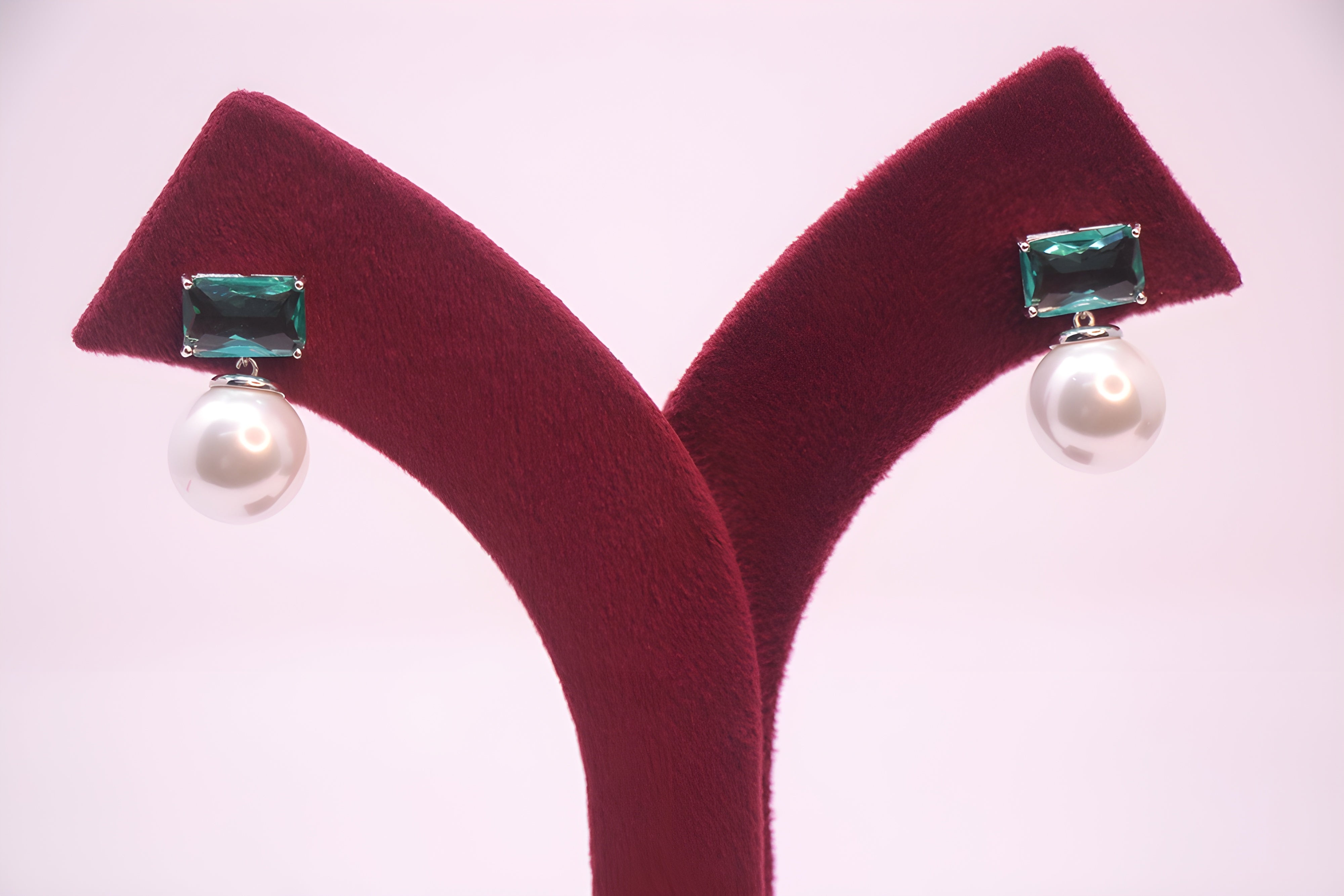 Golden Glow VeeLux Premium Crystal Pearl Earrings