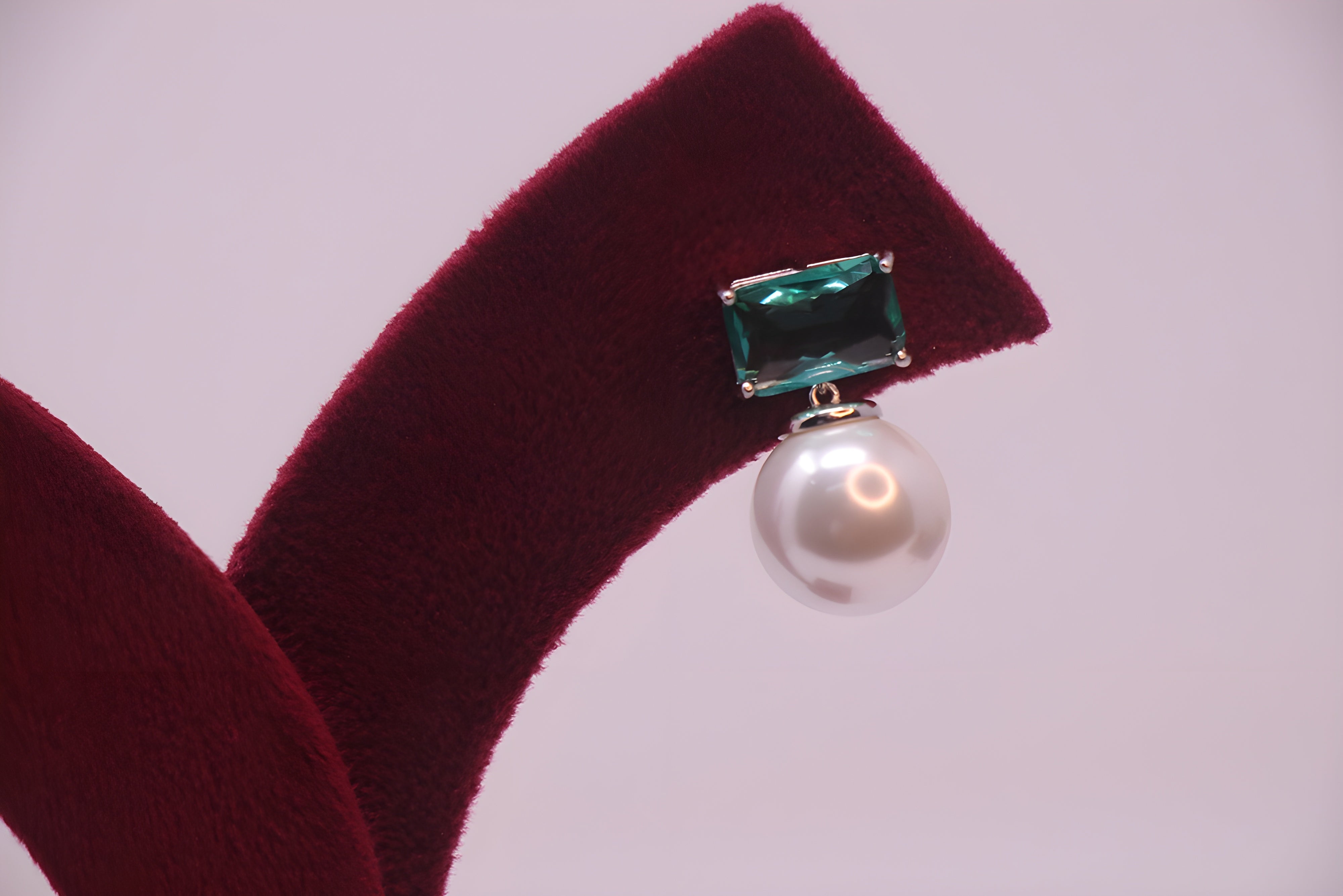 Golden Glow VeeLux Premium Crystal Pearl Earrings