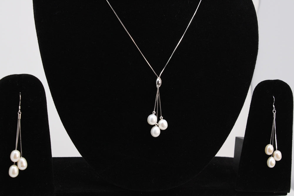 Pearl Elegance Sterling Silver Pendant Set