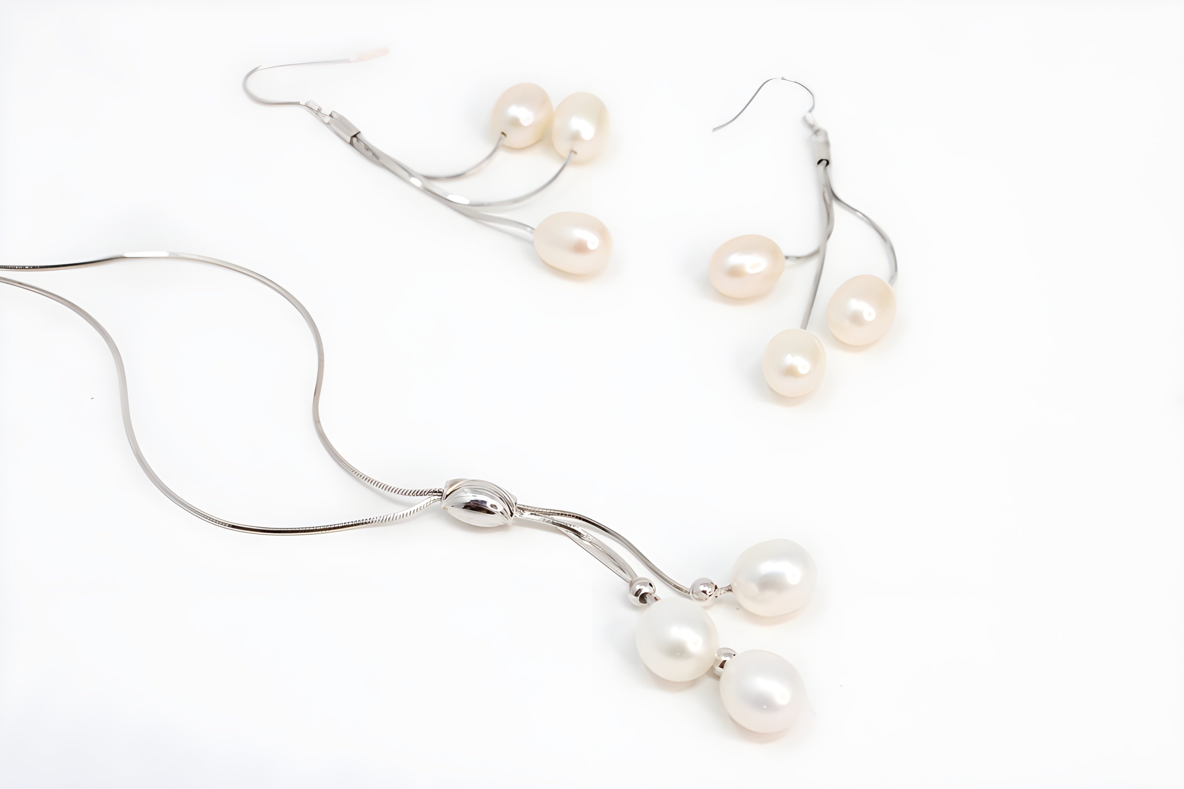 Pearl Elegance Sterling Silver Pendant Set