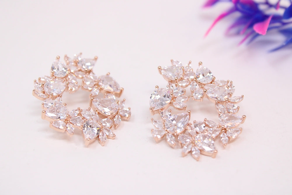Aurum Elegance VeeLux Premium Earrings