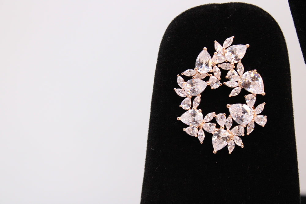 Aurum Elegance VeeLux Premium Earrings