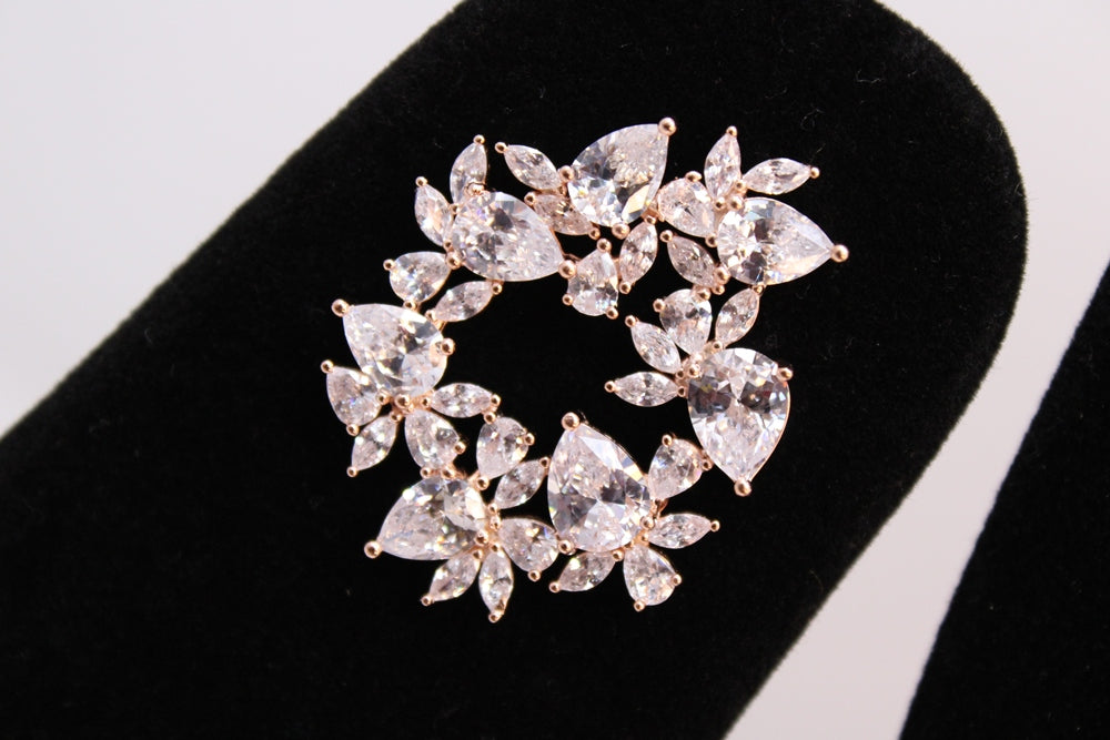 Aurum Elegance VeeLux Premium Earrings
